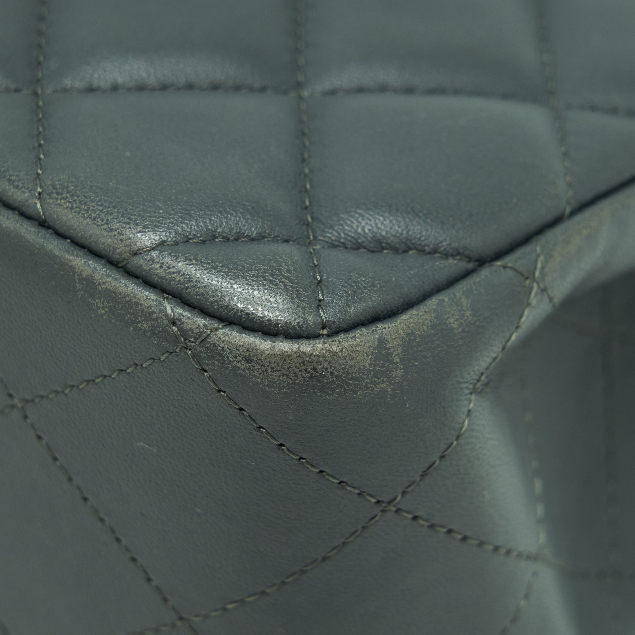 CHANEL JUMBO CLASSIC DOUBLE FLAP BAG LAMBSKIN GREY SHW