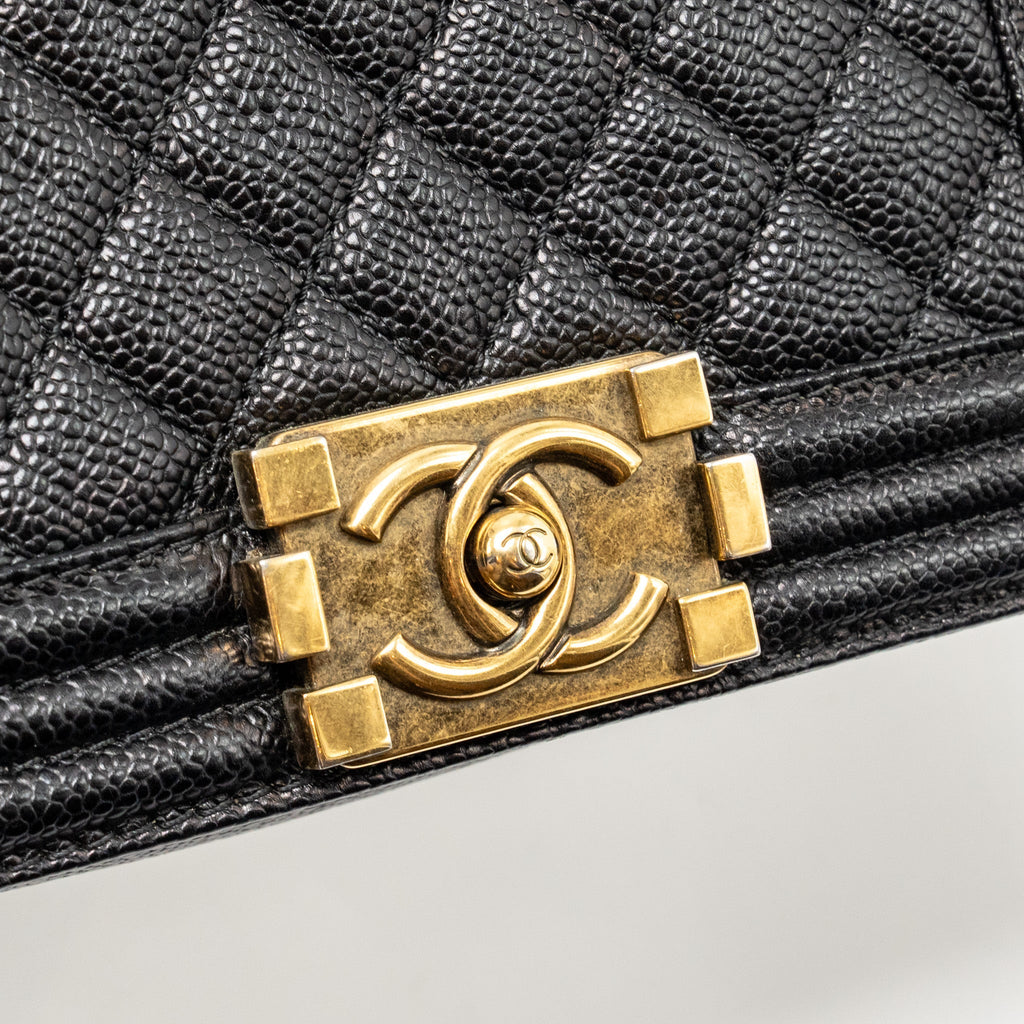 CHANEL SMALL BOY BAG GRAINED CALFSKIN BLACK GHW