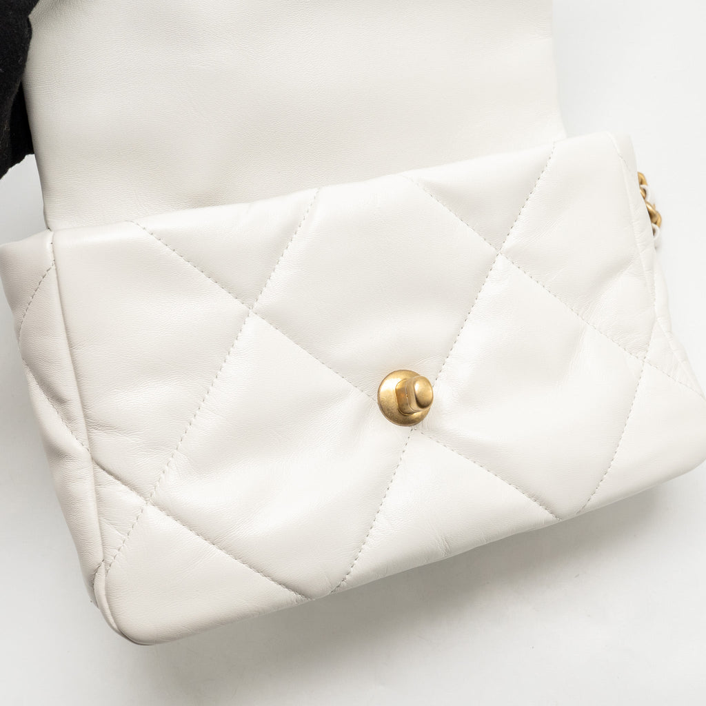CHANEL SMALL 19 BAG LAMBSKIN WHITE MULTICOLOUR HARDWARE