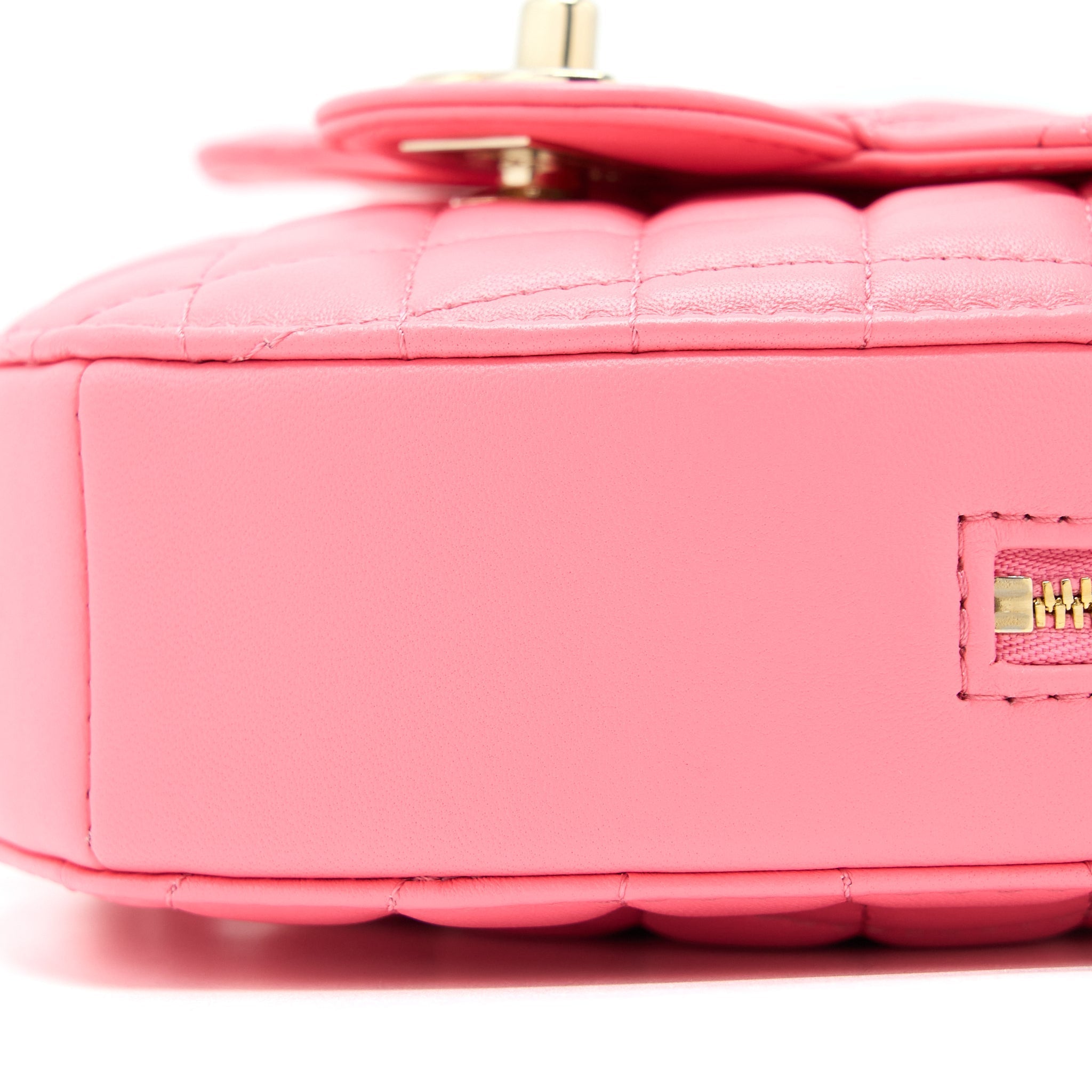 CHANEL 22S HEART BAG LAMBSKIN PINK LGHW (MICROCHIP)