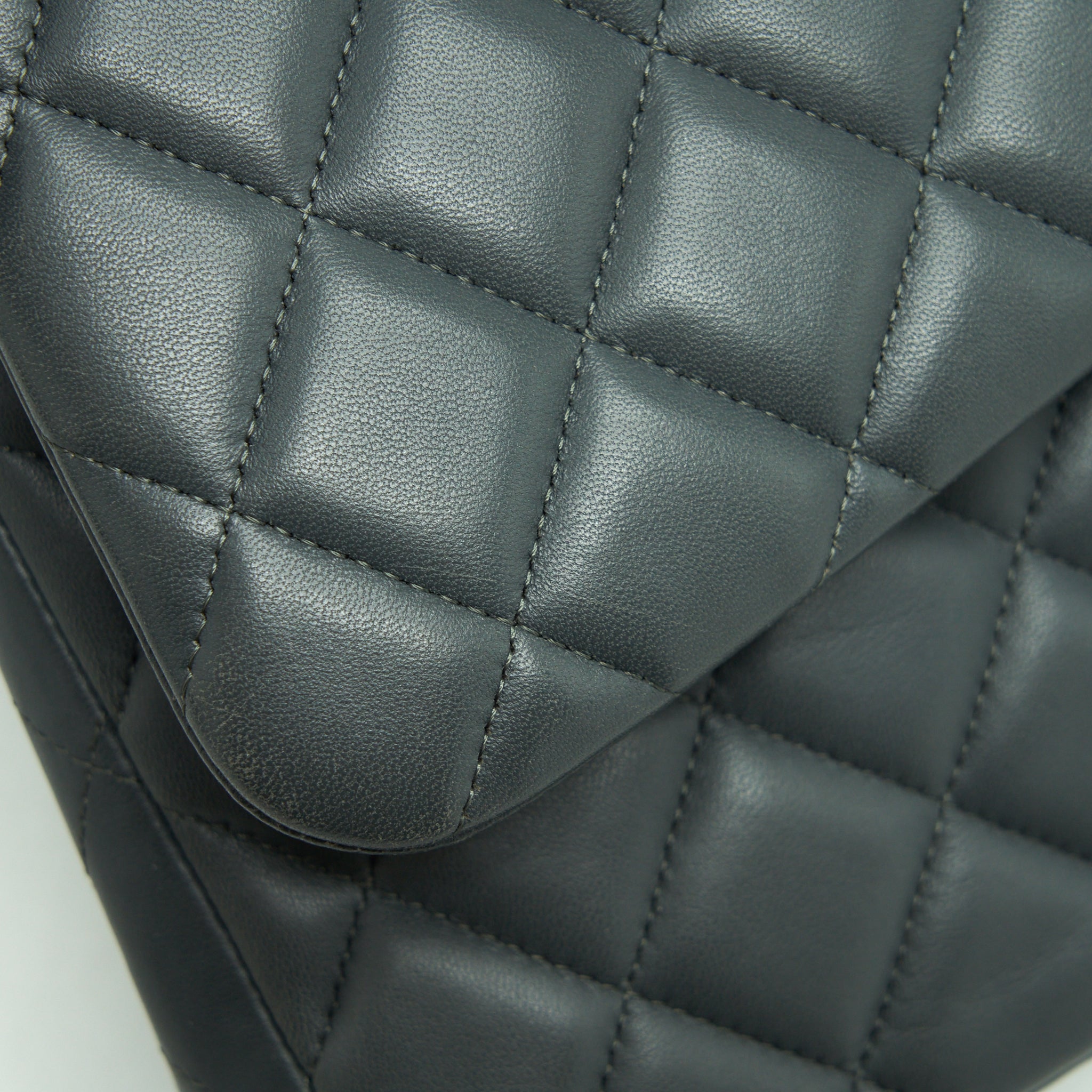 CHANEL JUMBO CLASSIC DOUBLE FLAP BAG LAMBSKIN GREY SHW