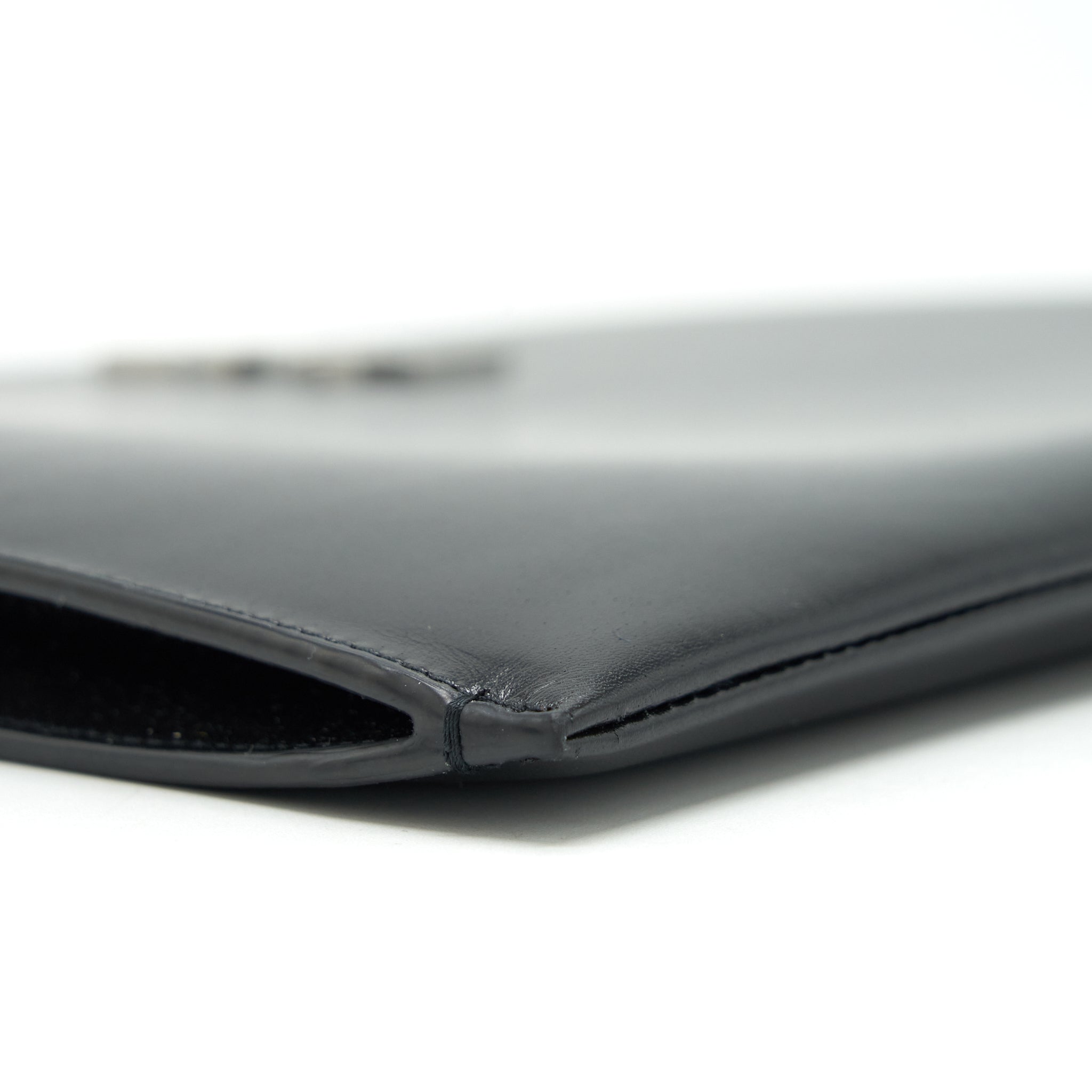 SAINT LAURENT IPAD HOLDER /CLUTCH CALFSKIN BLACK SHW