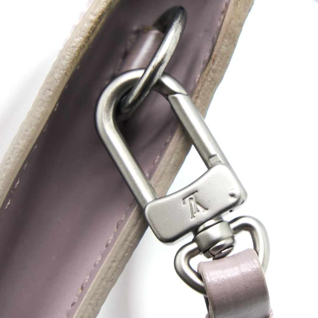 LOUIS VUITTON VINTAGE POCHETTE EPI LIGHT PURPLE BRUSHED SHW