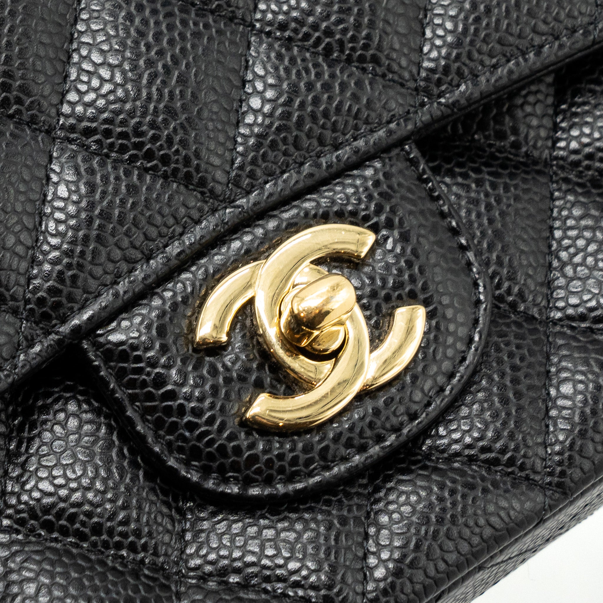 CHANEL MEDIUM CLASSIC DOUBLE FLAP BAG CAVIAR BLACK GHW