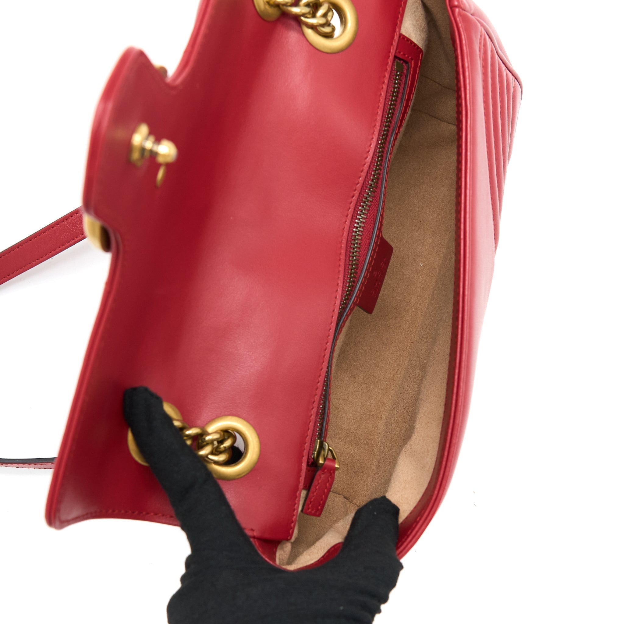 GUCCI SMALL GG MARMONT MATELASSE SHOULDER BAG CALFSKIN RED GHW