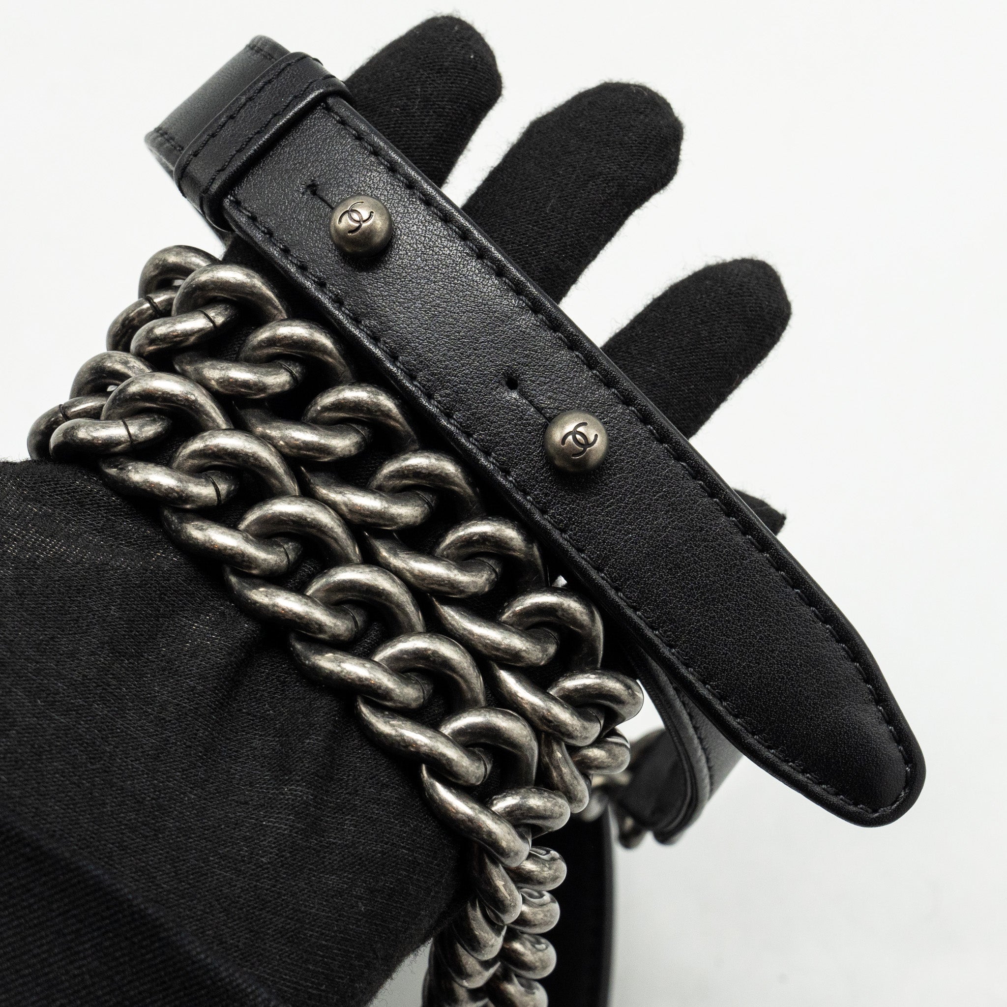 CHANEL SMALL BOY BAG CALFSKIN BLACK RUTHENIUM HARDWARE (MICROCHIP)
