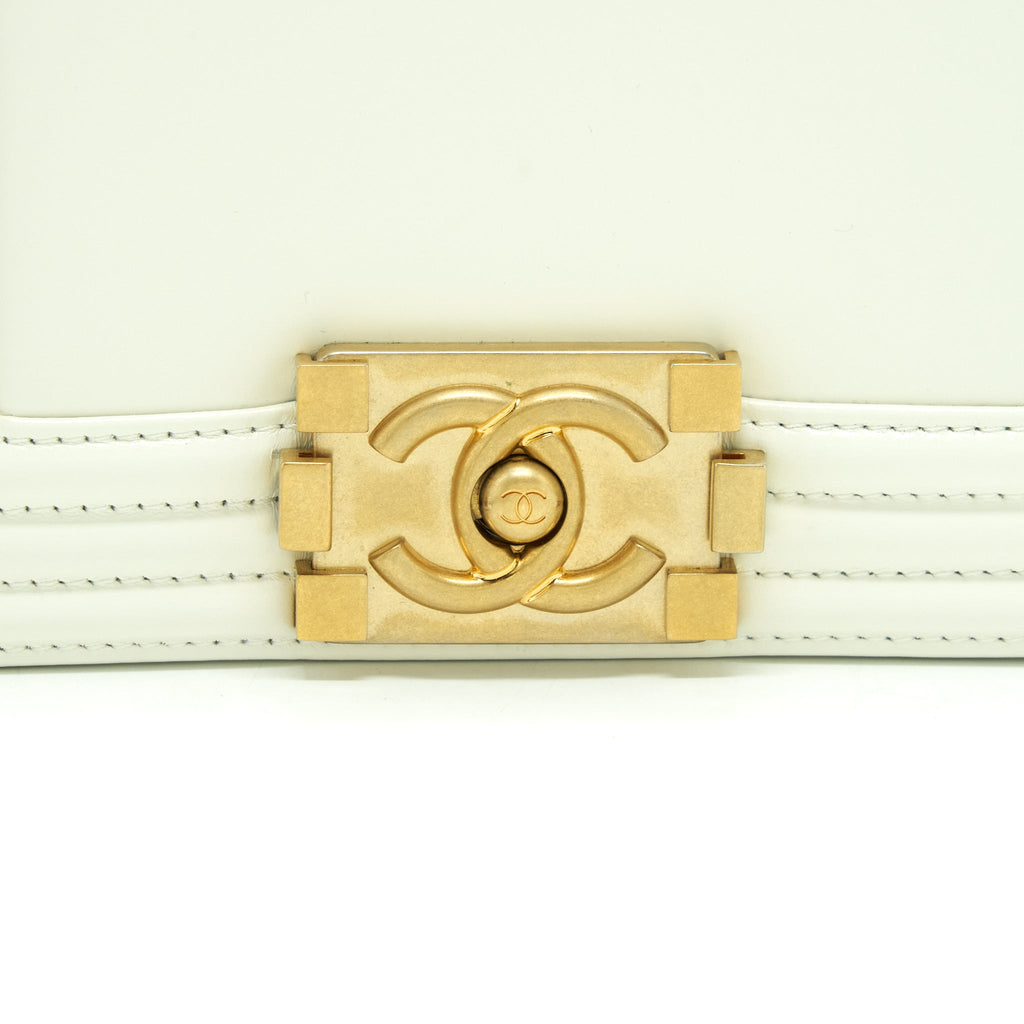 CHANEL MINI BOY HANDBAG CALFSKIN WHITE GHW (MICROCHIP)