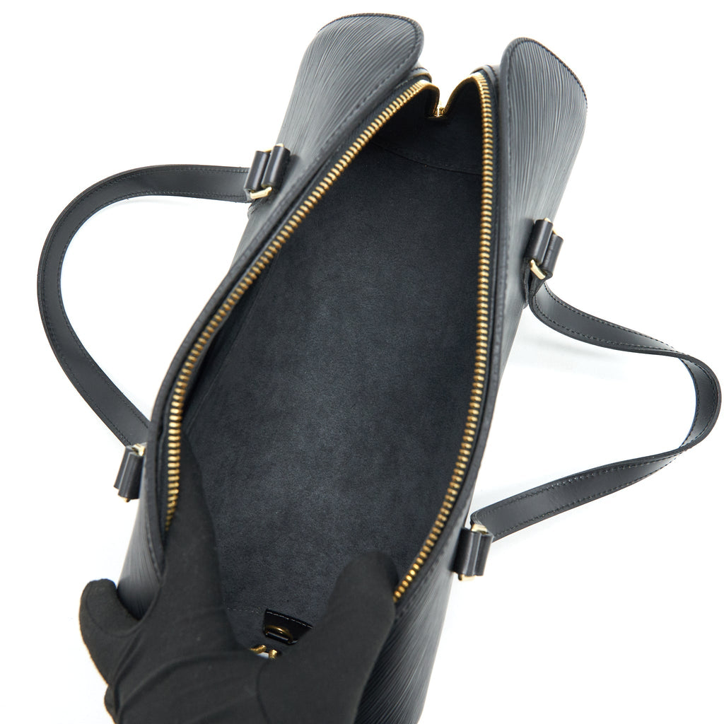 LOUIS VUITTON VINTAGE PAPILLON EPI BLACK