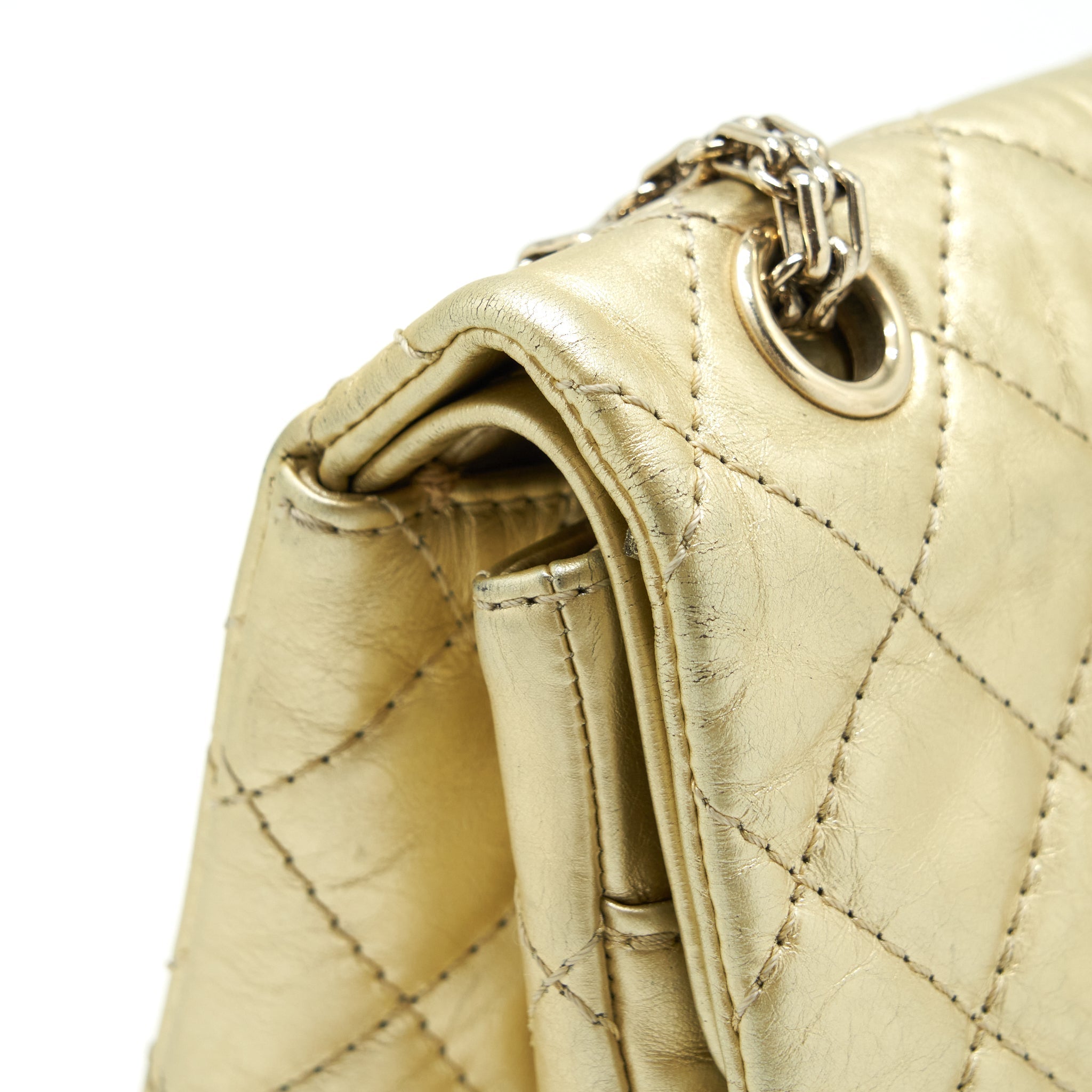 CHANEL 2.55 REISSUE 226 DOUBLE FLAP BAG GOLD GHW