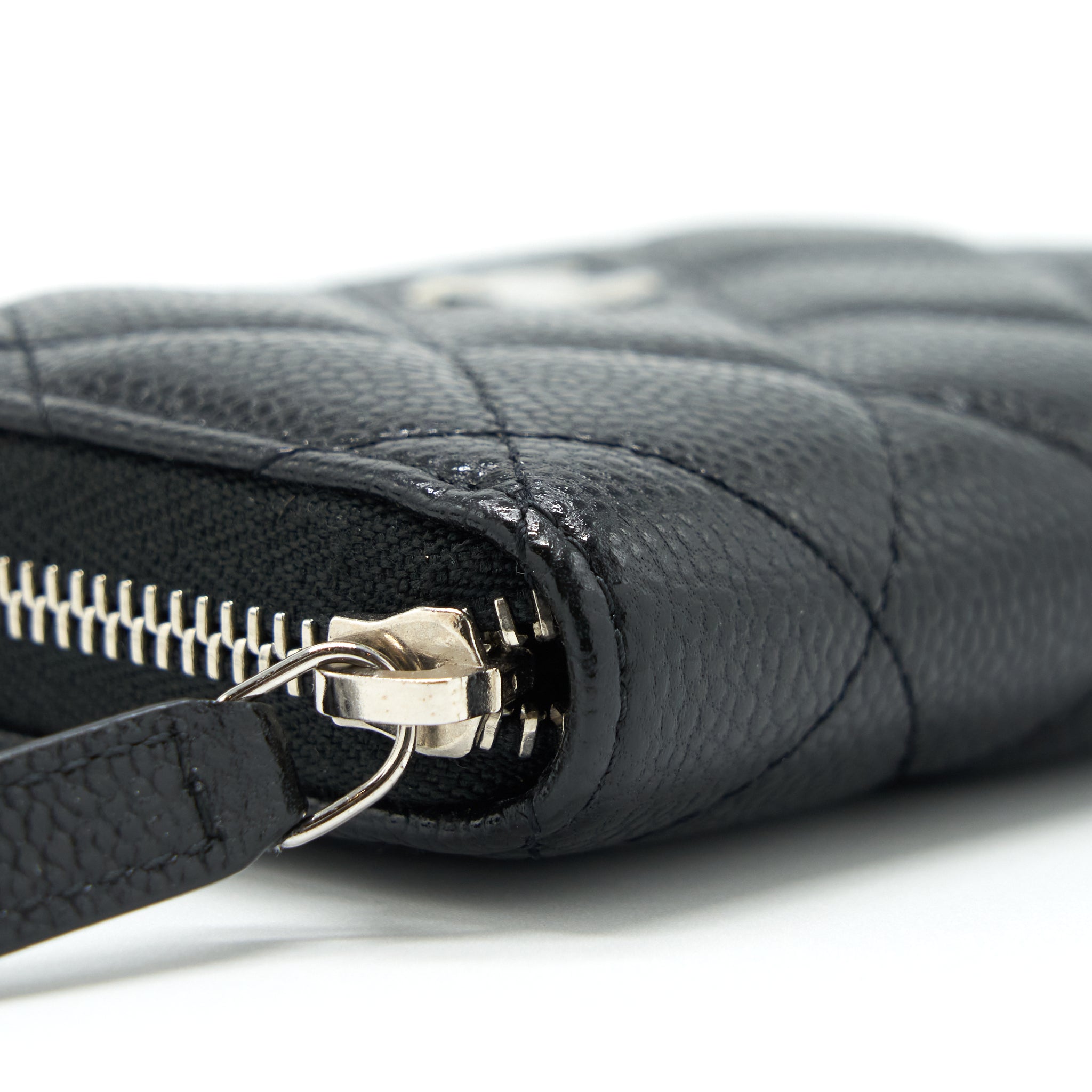 CHANEL MINI ZIPPY CARD HOLDER WITH CHAIN CAVIAR BLACK SHW