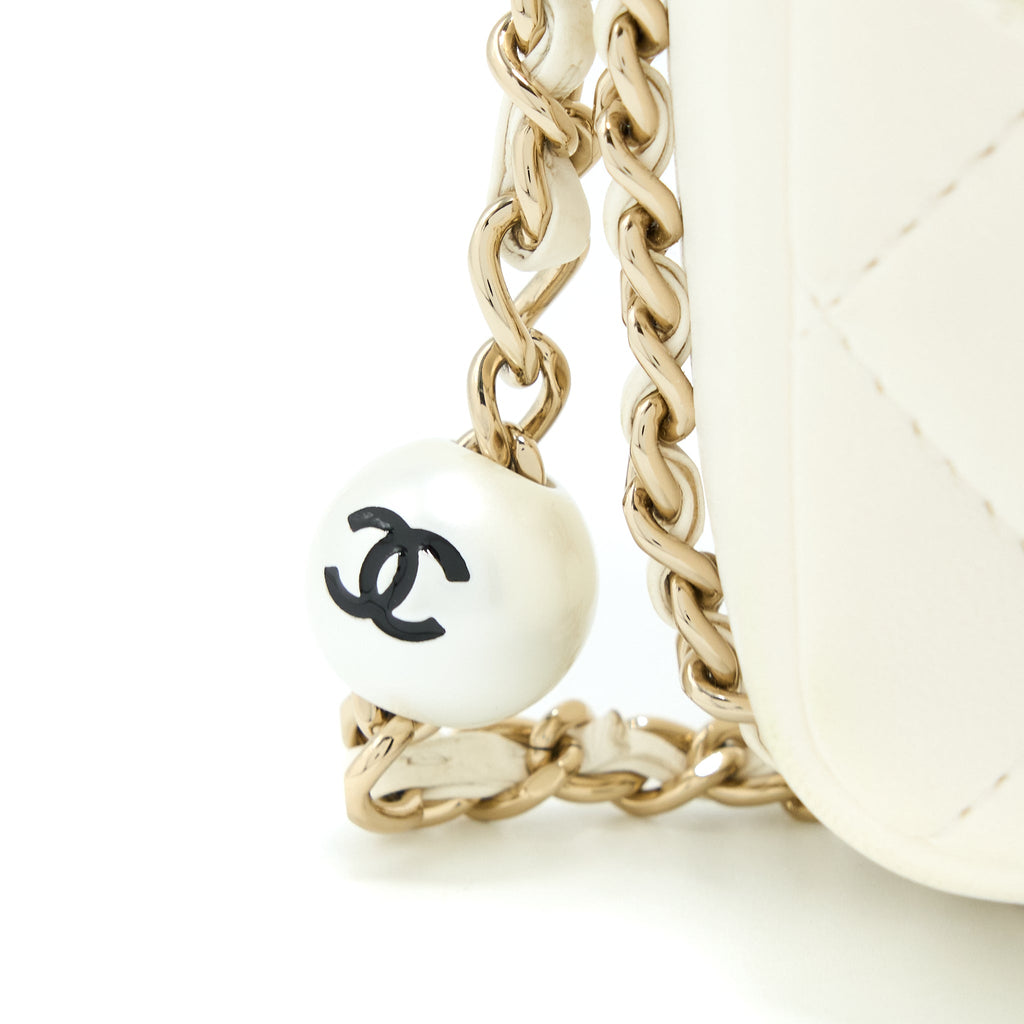 CHANEL SMALL PEARL LOGO CHAIN BAG LAMBSKIN WHITE LGHW