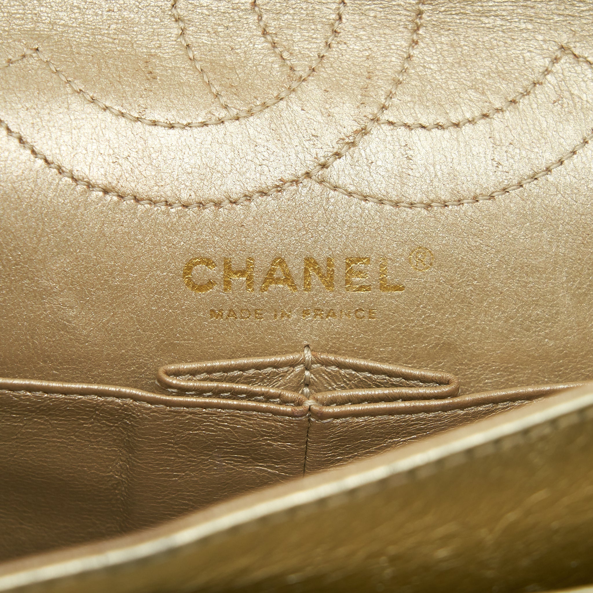 CHANEL 2.55 REISSUE 226 DOUBLE FLAP BAG GOLD GHW