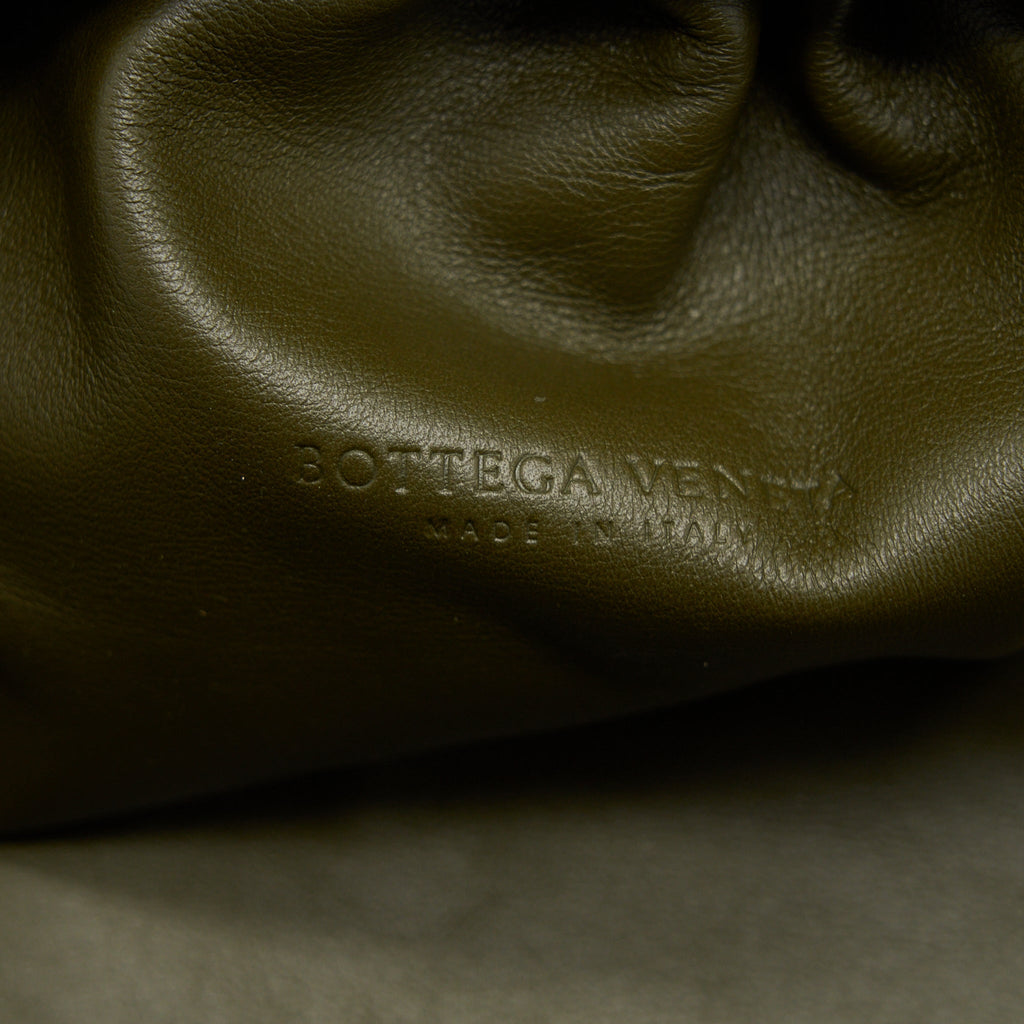 BOTTEGA VENETA CLUTCH CALFSKIN DARK GREEN GHW