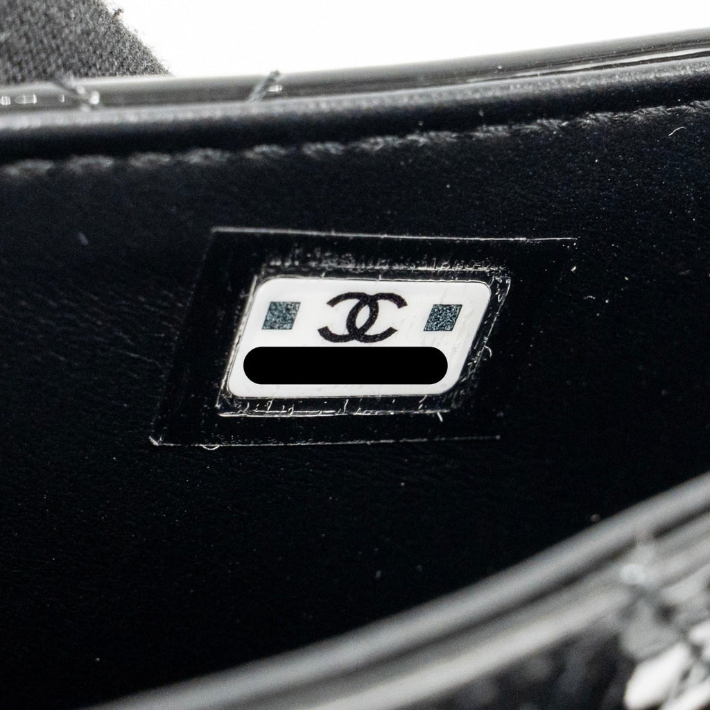 CHANEL 23K HOOP BAG PATENT LEATHER BLACK GHW (MICROCHIP)