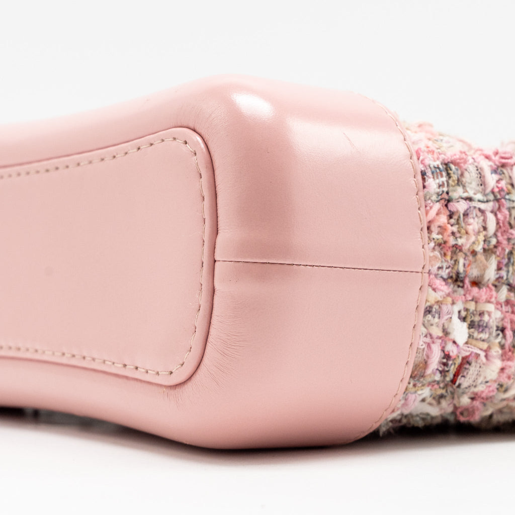 CHANEL SMALL GABRIELLE HOBO BAG TWEED/SHINY CALFSKIN PINK MULTICOLOURED HARDWARE