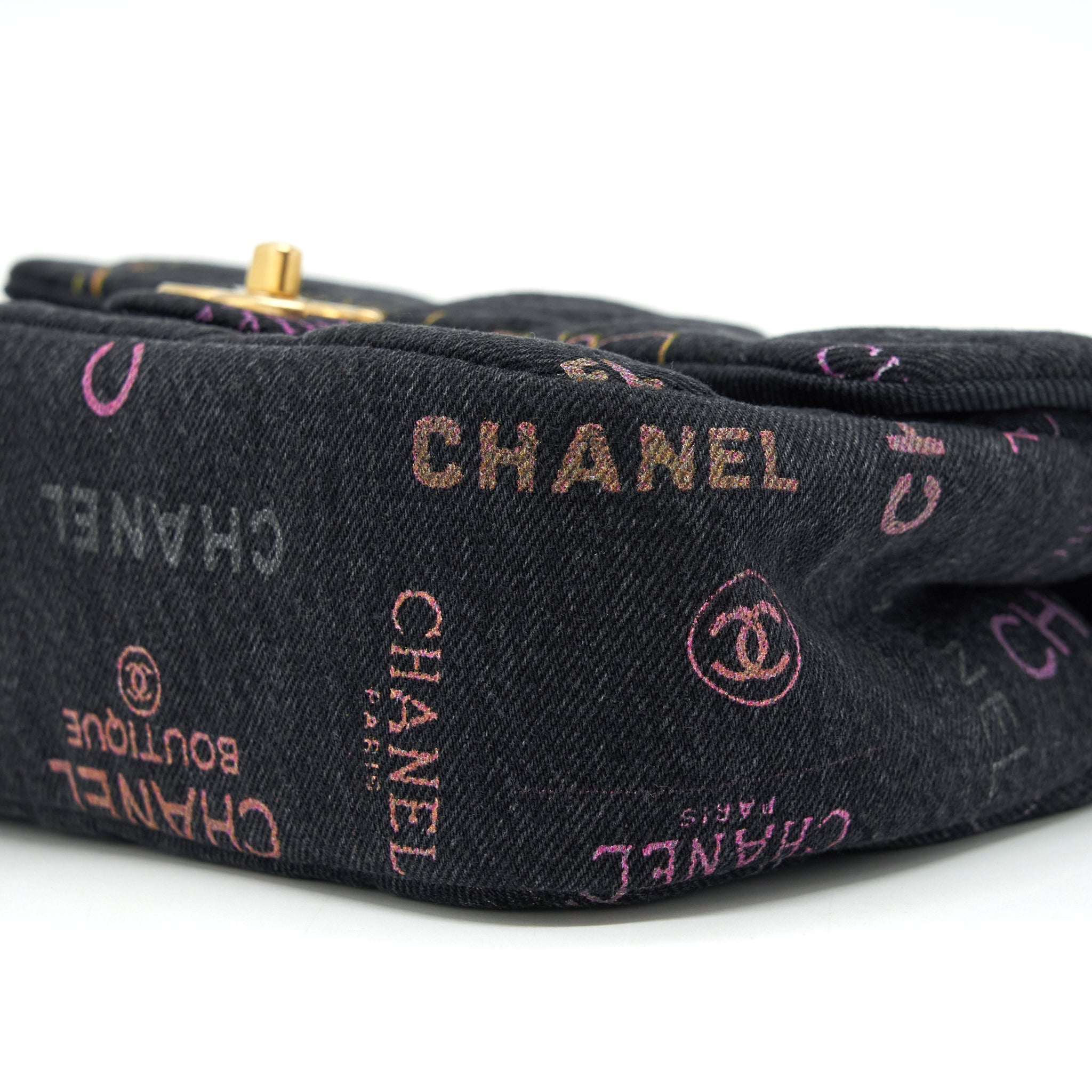 CHANEL 22P SMALL FLAP BAG 23CM DENIM BLACK GHW (MICROCHIP)