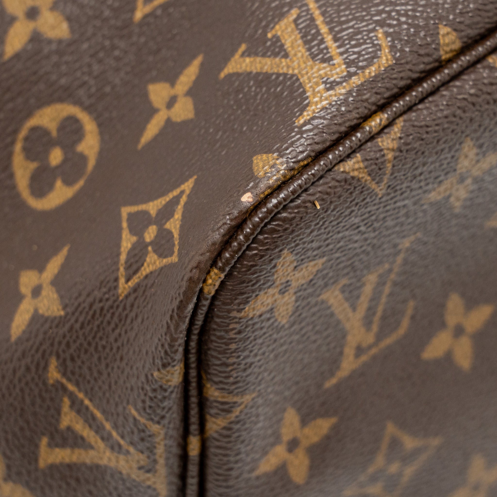 LOUIS VUITTON NEVERFULL MM MONOGRAM CANVAS GHW
