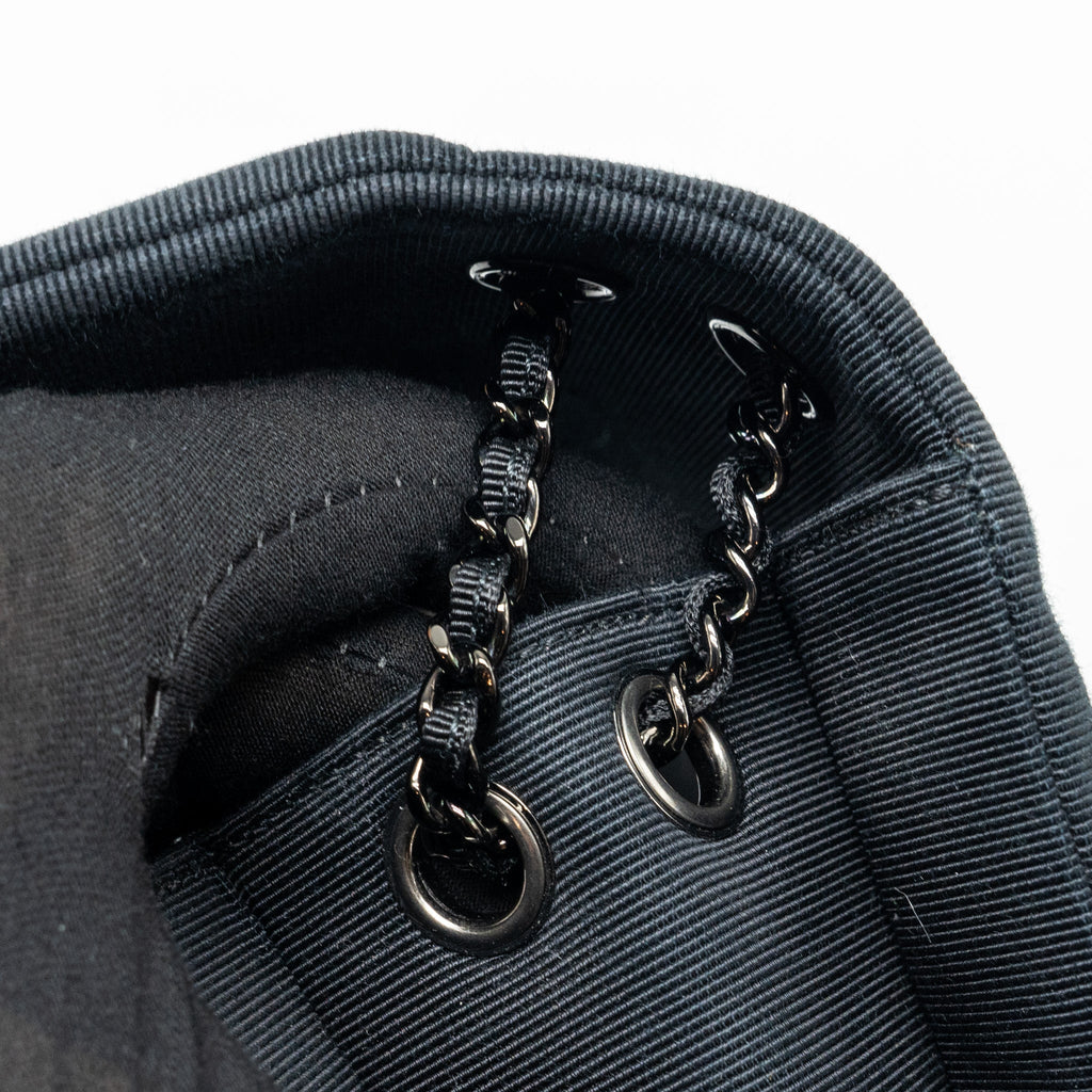 CHANEL QUILTED FLAP BAG LAMBSKIN/FABRIC SO BLACK