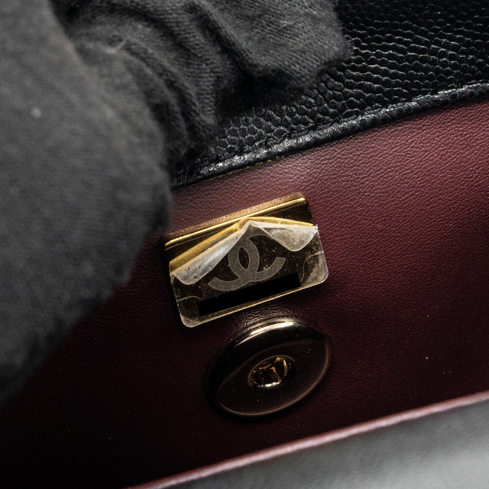 CHANEL SMALL COCO HANDLE CAVIAR BLACK LGHW  (MICROCHIP)
