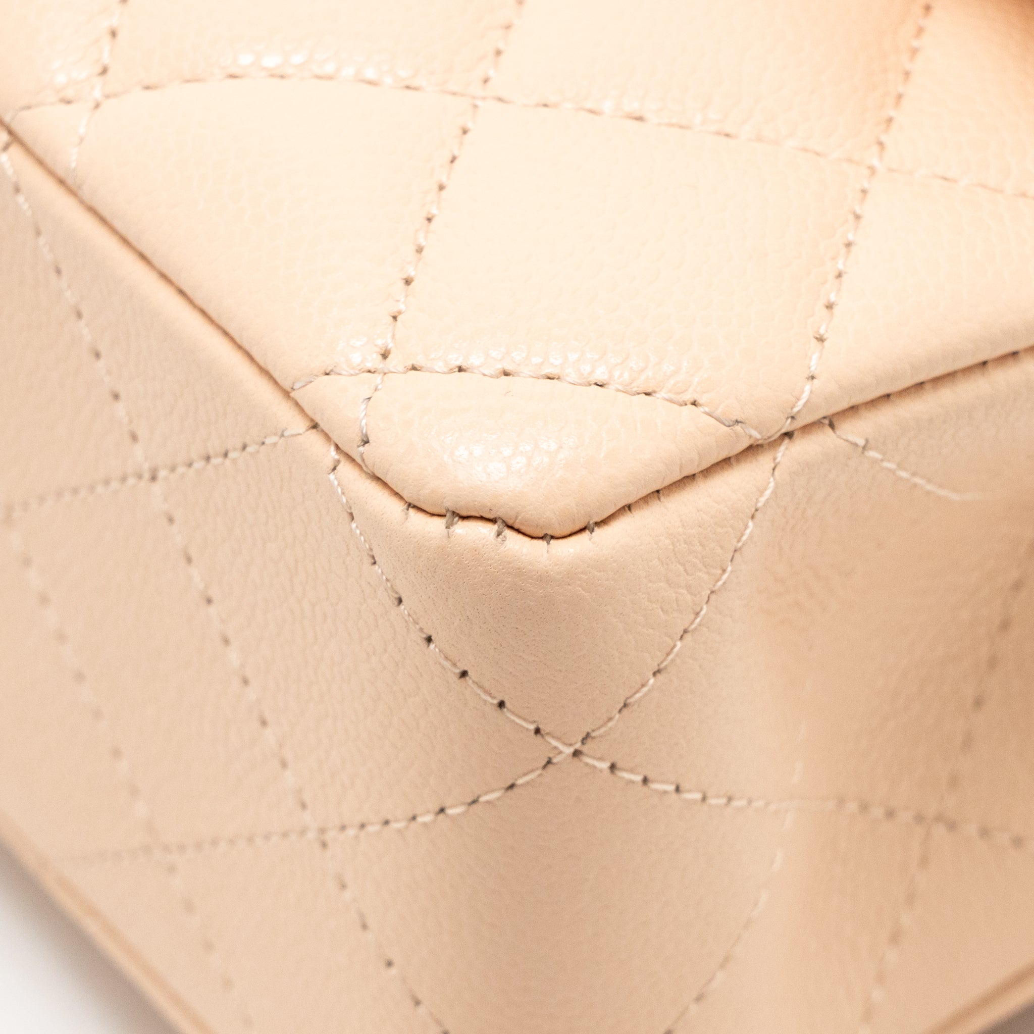CHANEL MEDIUM CLASSIC DOUBLE FLAP BAG CAVIAR LIGHT BEIGE LGHW (MICROCHIP)
