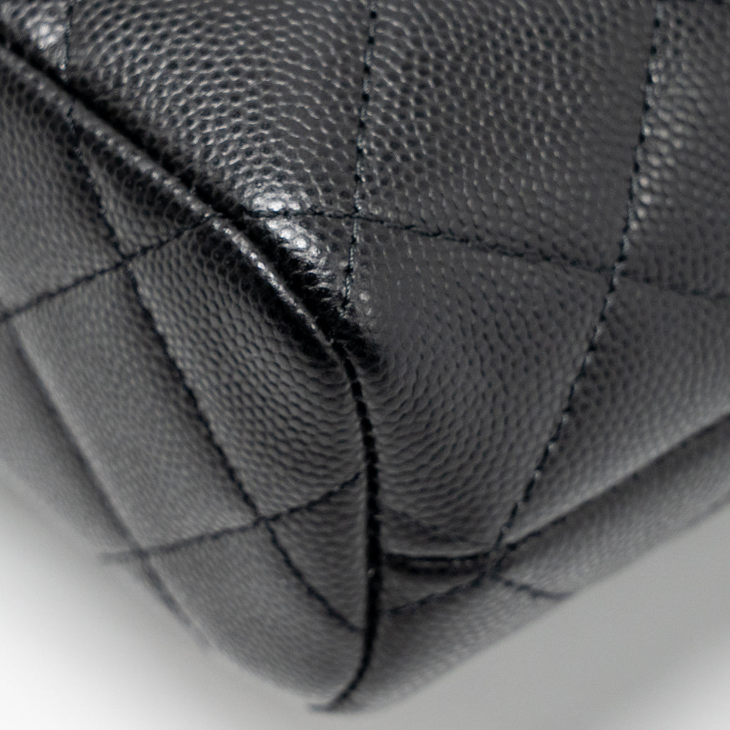 CHANEL 25C DETAIL CC LOGO QUILTED HOBO BAG CAVIAR BLACK LGHW (MICROCHIP)