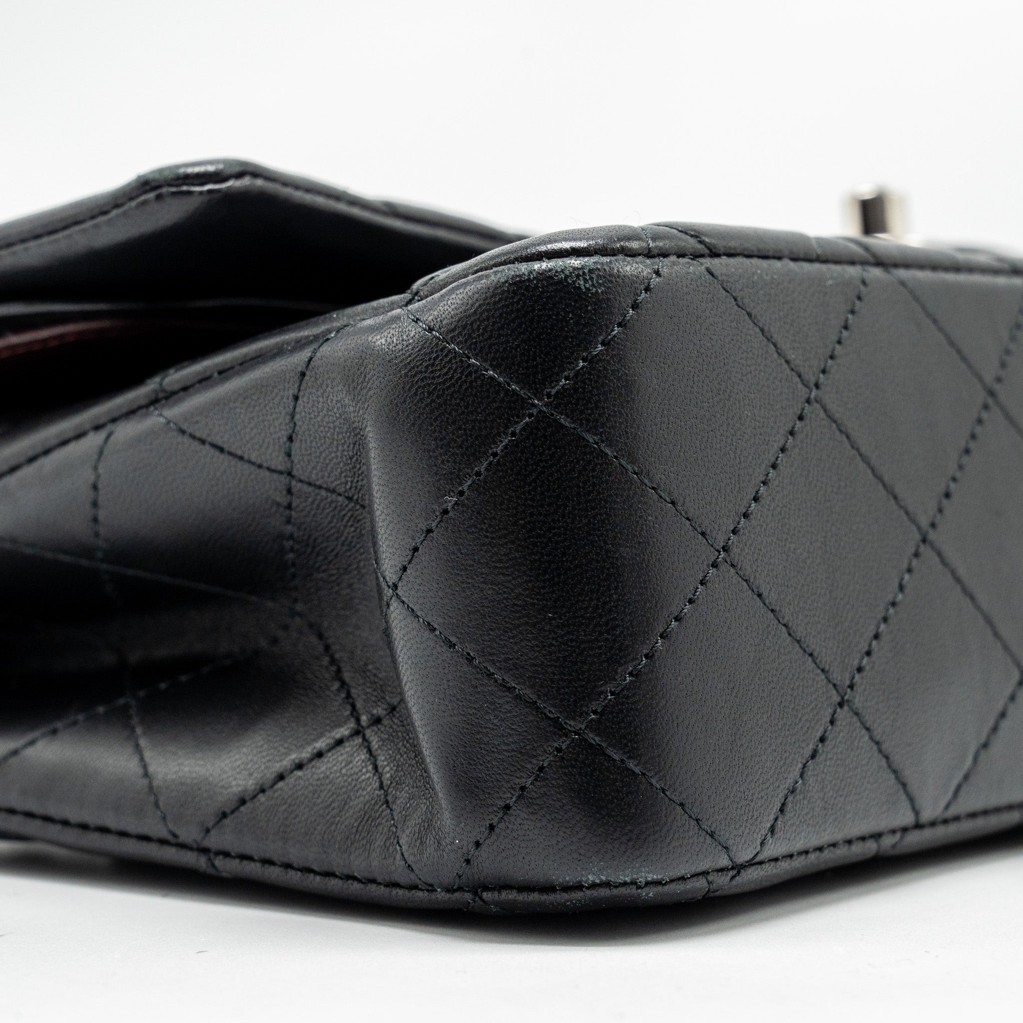 CHANEL MEDIUM CLASSIC DOUBLE FLAP BAG LAMBSKIN BLACK SHW