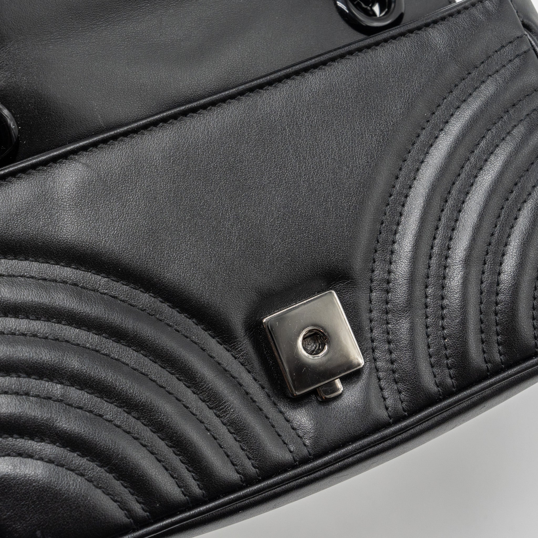 GUCCI MINI MARMONT CALFSKIN BLACK WITH BLACK HARDWARE