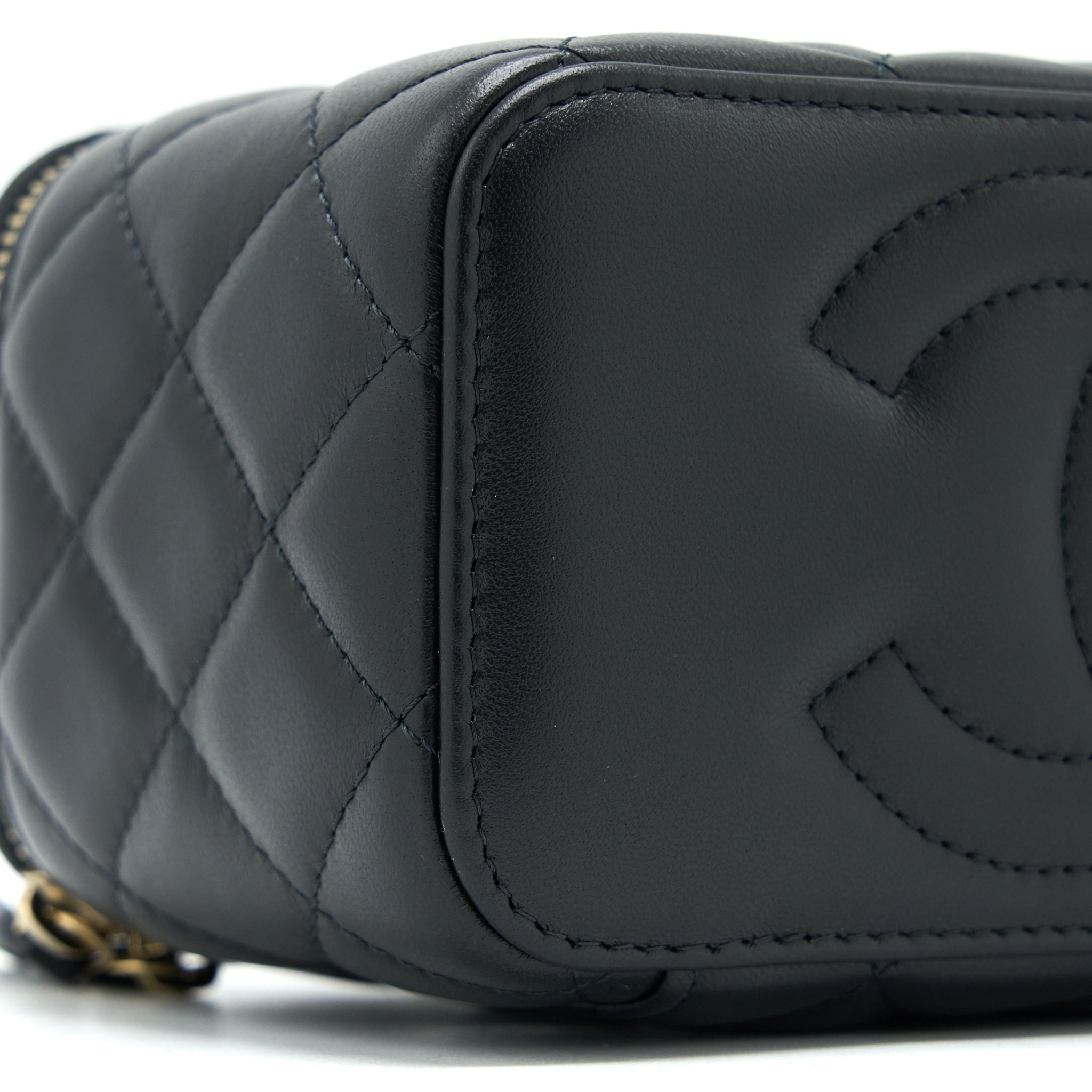 CHANEL PEARL CRUSH LONG VANITY LAMBSKIN BLACK BRUSHED GHW(MICROCHIP)
