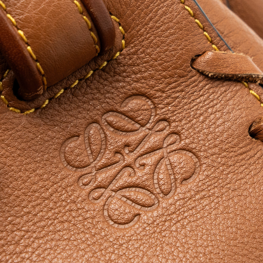 LOEWE SMALL HAMMOCK BAG CALFSKIN CARAMEL GHW
