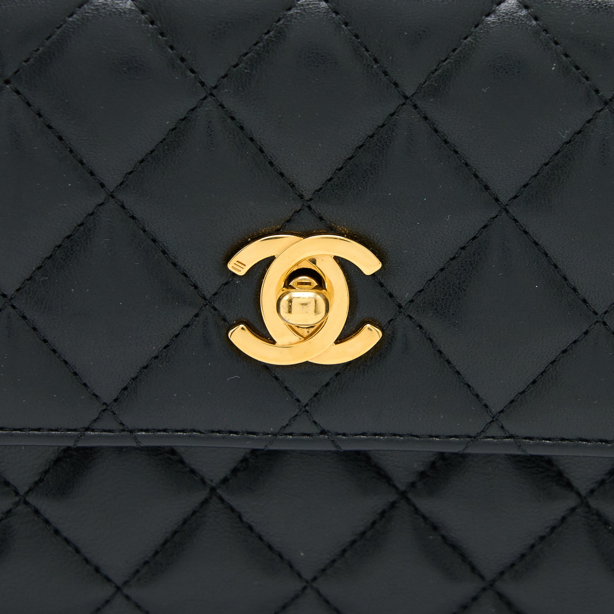 CHANEL VINTAGE MINI FLAP BAG LAMBSKIN BLACK GHW
