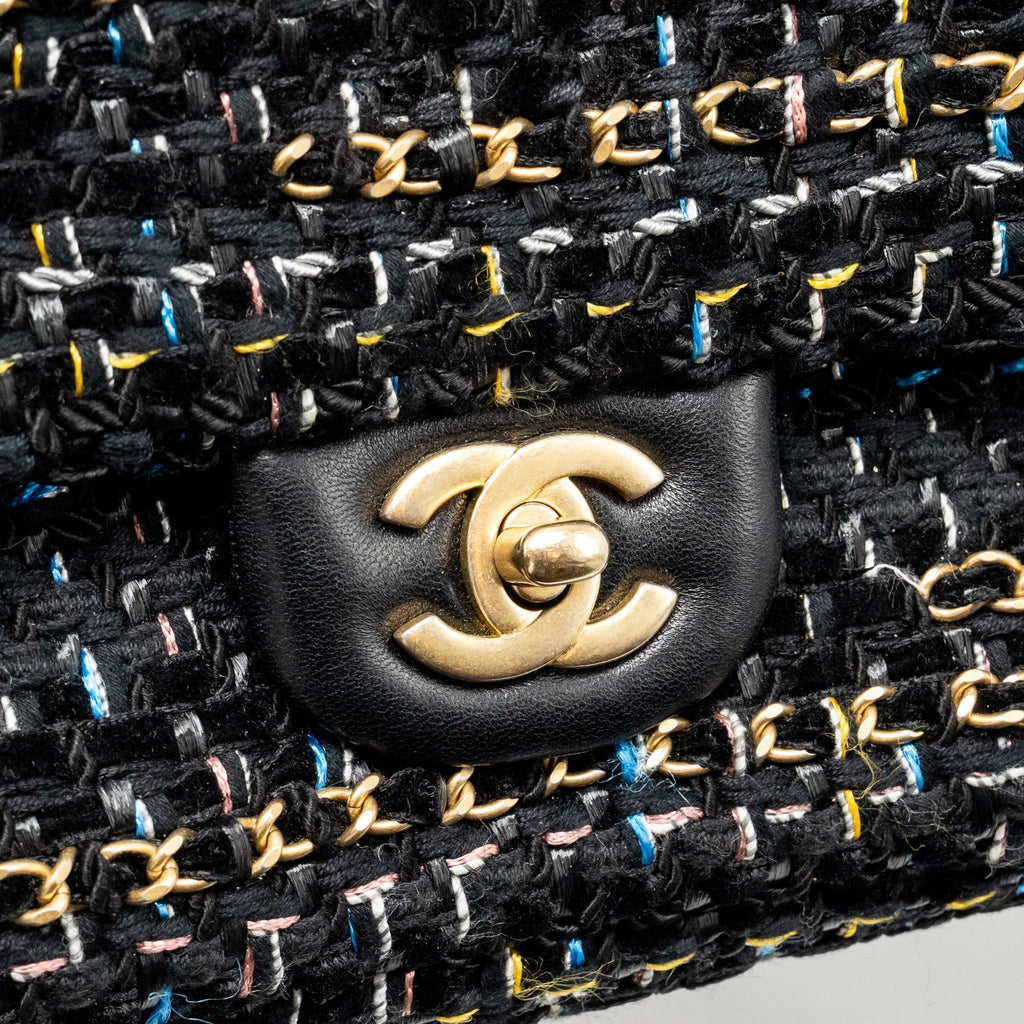 CHANEL MEDIUM SINGLE FLAP BAG TWEED BLACK GHW