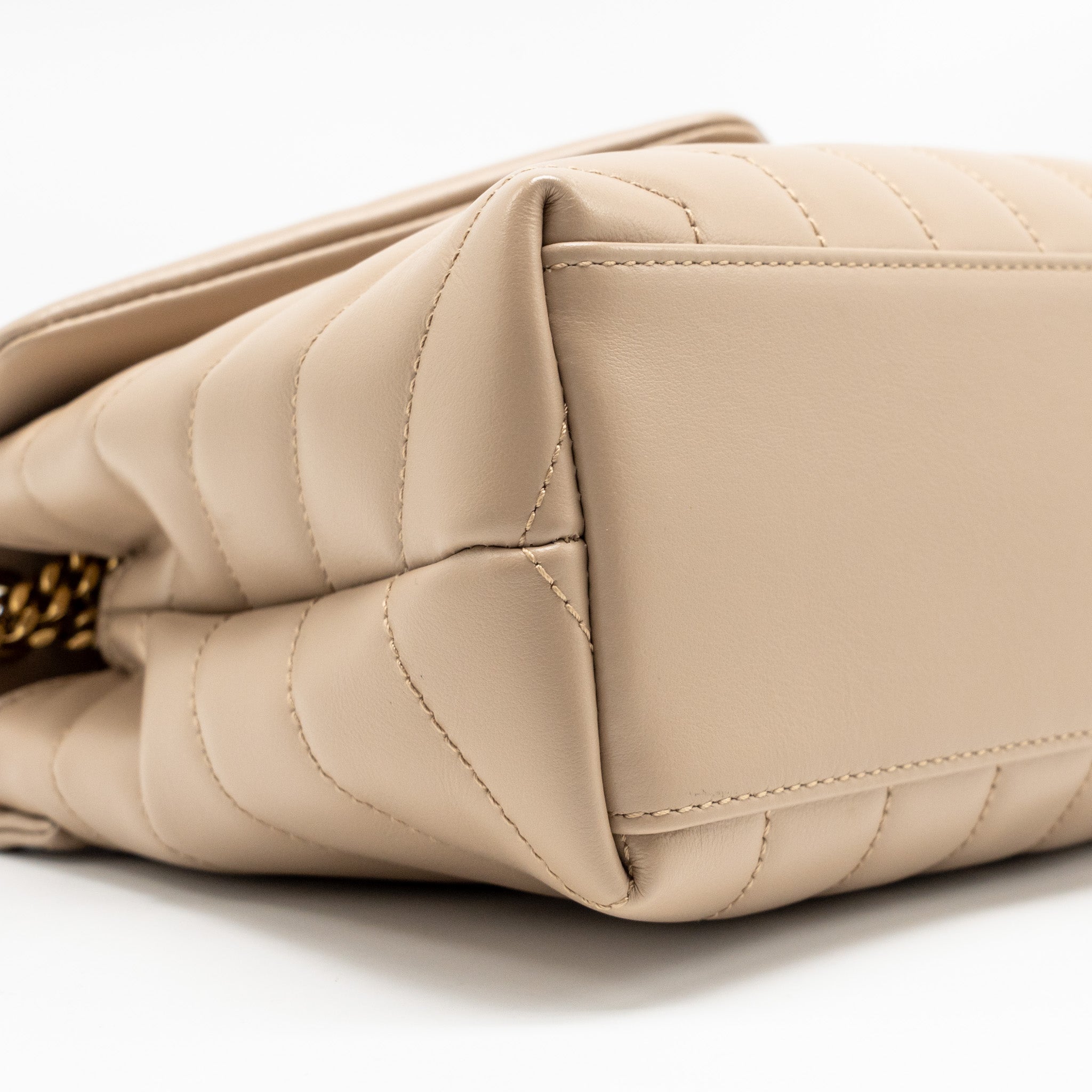 SAINT LAURENT / YSL SMALL LOU LOU SHOULDER BAG CALFSKIN BEIGE GHW