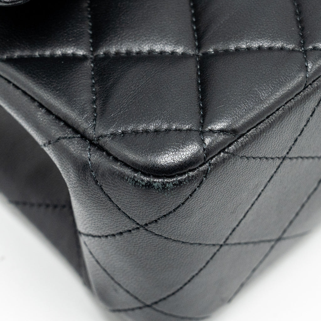 CHANEL MEDIUM CLASSIC DOUBLE FLAP BAG LAMBSKIN BLACK SHW