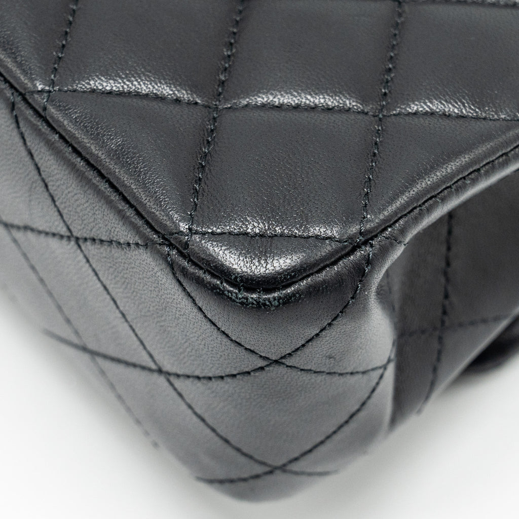 CHANEL MEDIUM CLASSIC DOUBLE FLAP BAG LAMBSKIN BLACK SHW