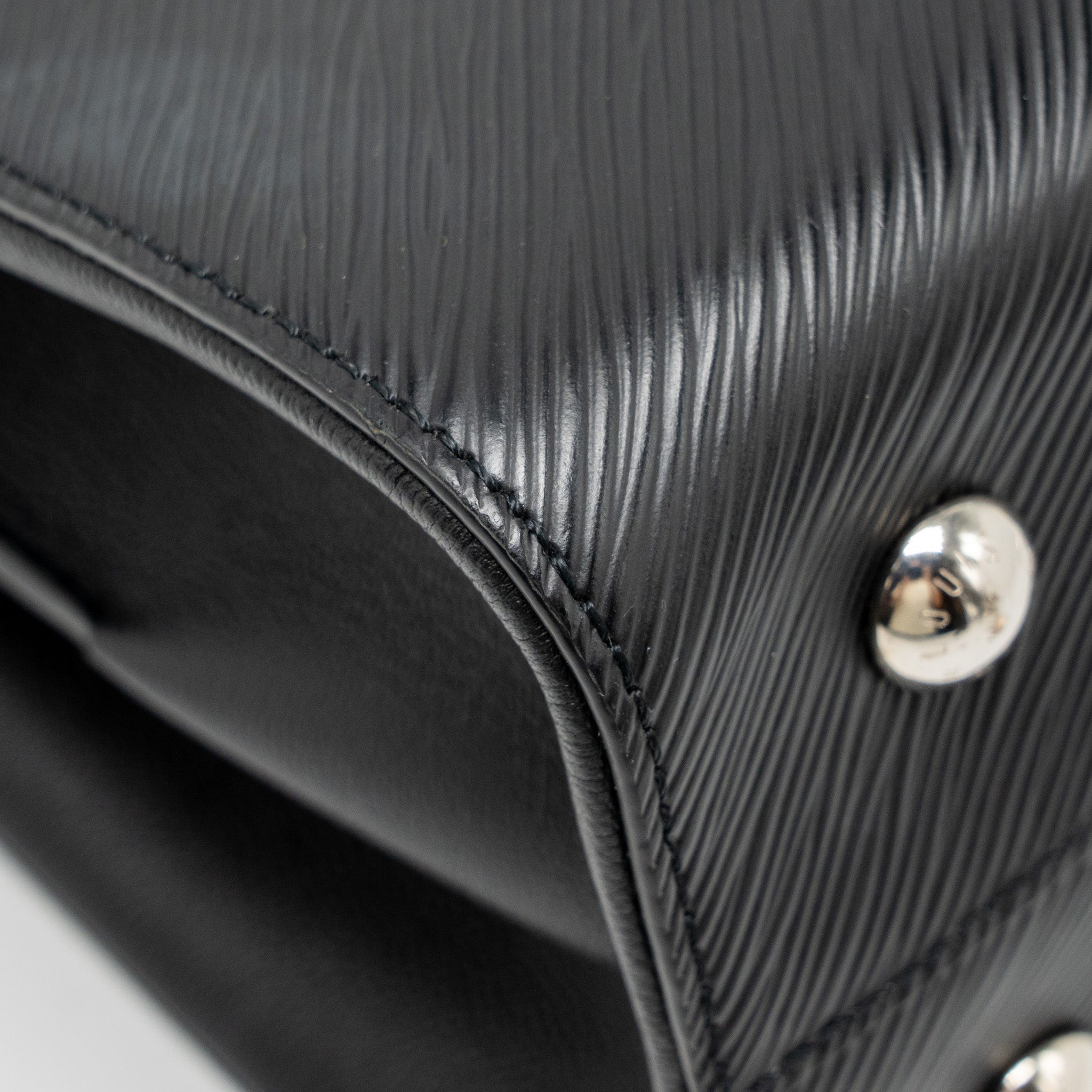 LOUIS VUITTON TWIST TOTE BAG EPI BLACK SHW