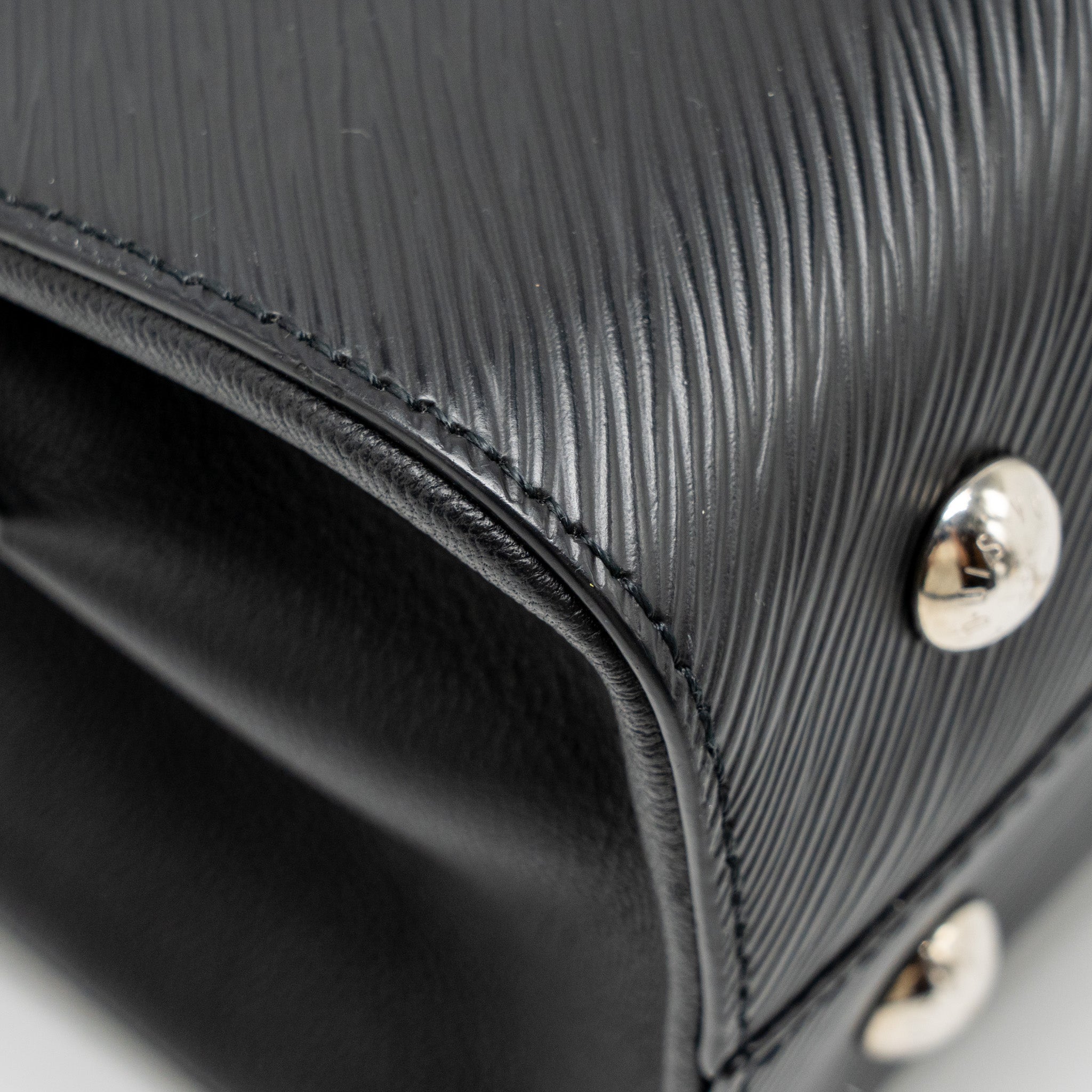 LOUIS VUITTON TWIST TOTE BAG EPI BLACK SHW