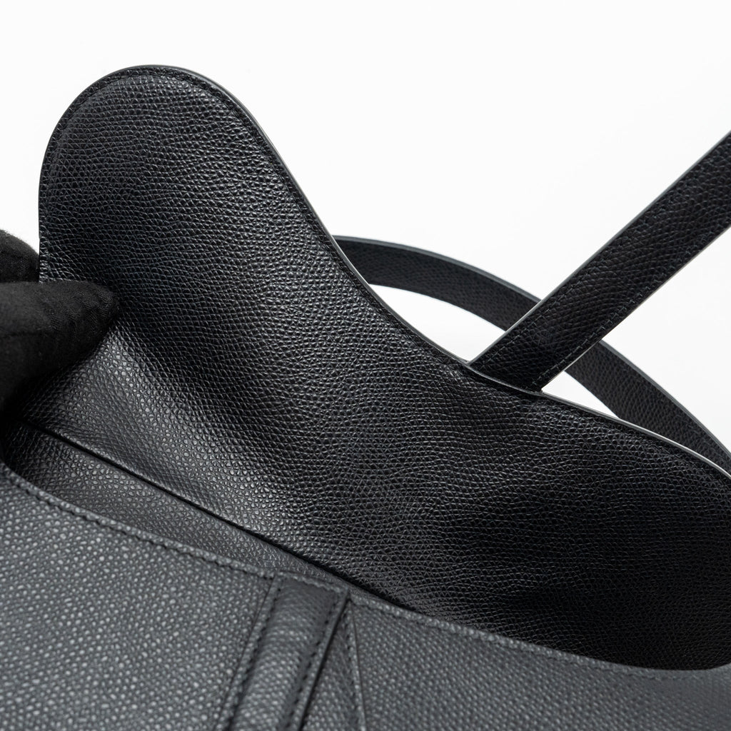DIOR MEDIUM SADDLE BAG CALFSKIN BLACK GHW