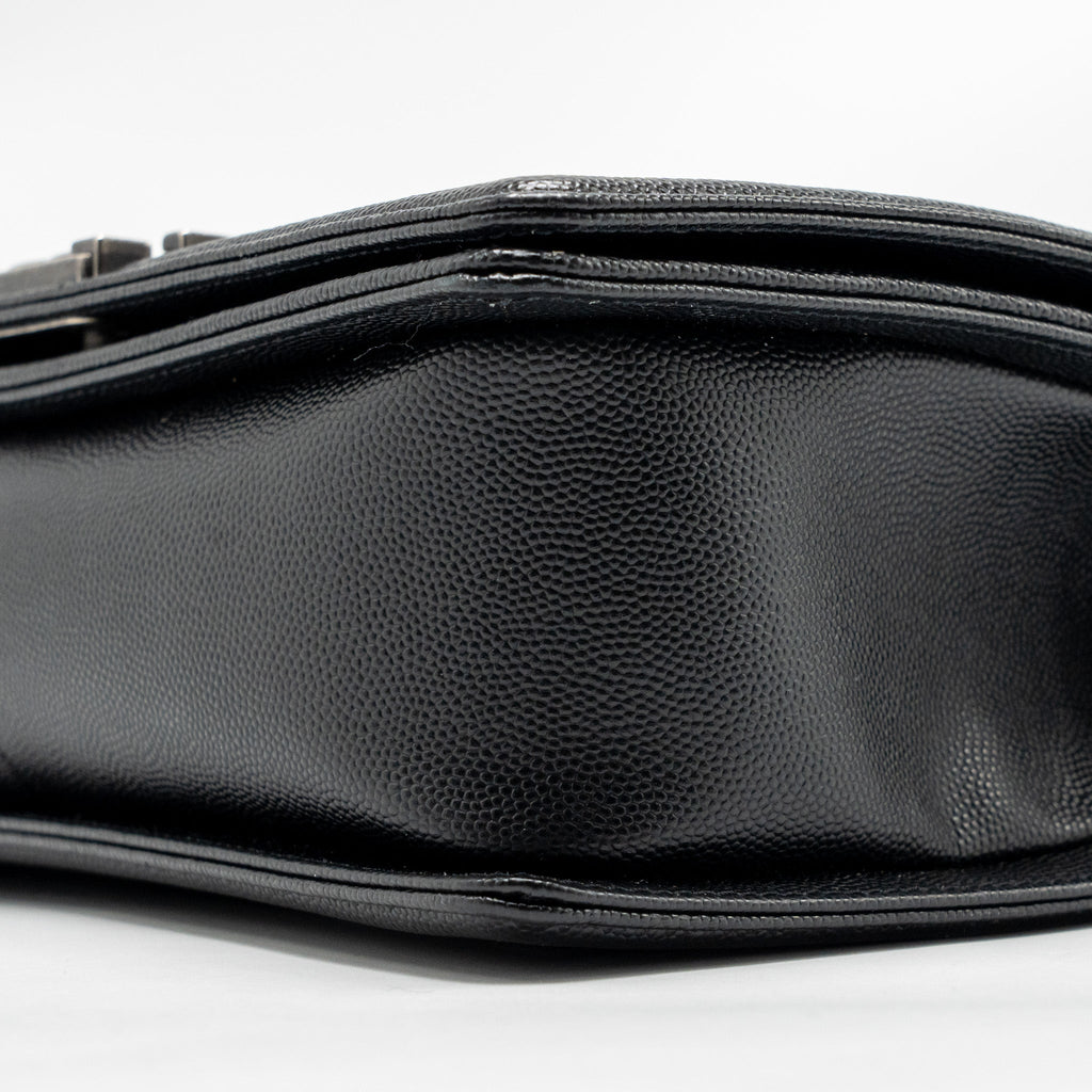 CHANEL MEDIUM BOY BAG CAVIAR BLACK RUTHENIUM HARDWARE