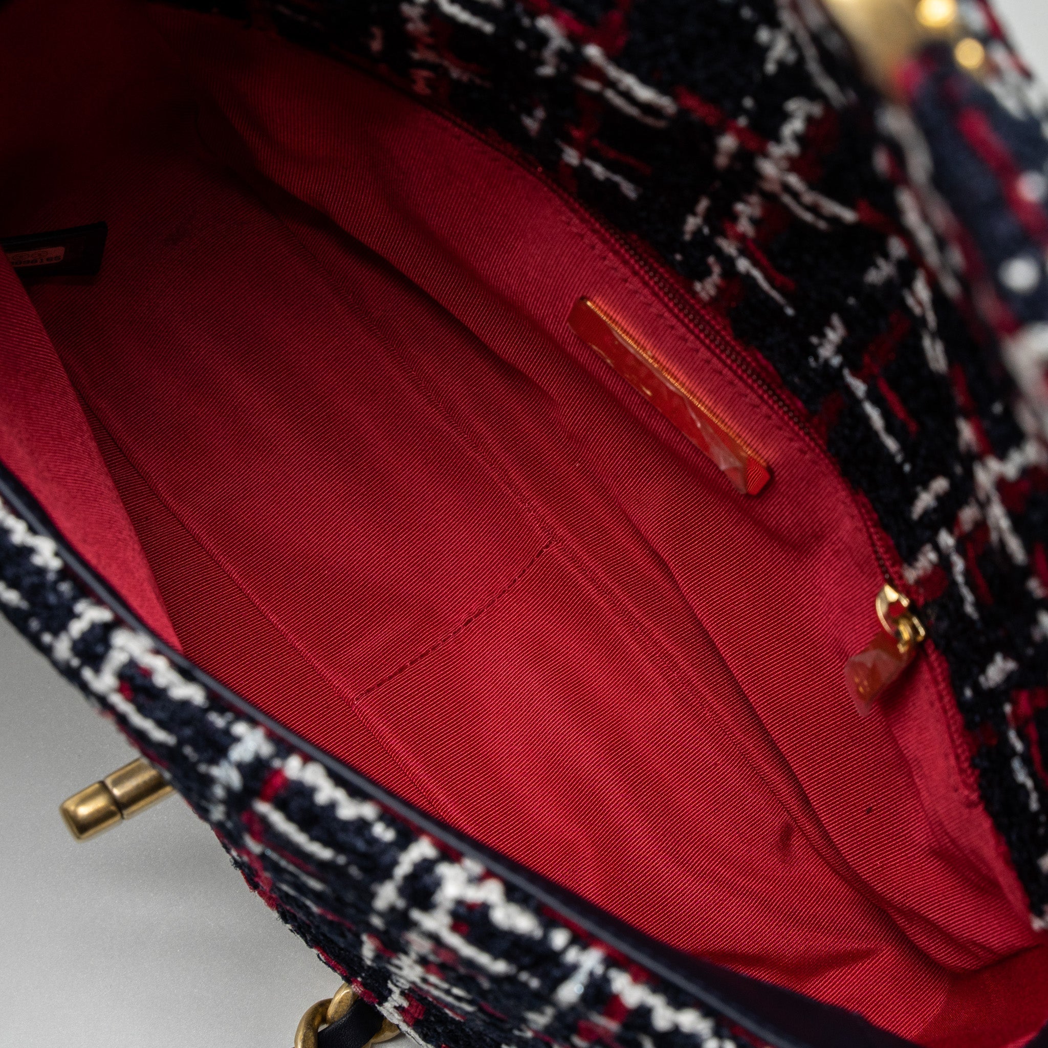CHANEL SMALL 19 BAG TWEED BLACK/RED/WHITE MULTICOLOUR HARDWARE