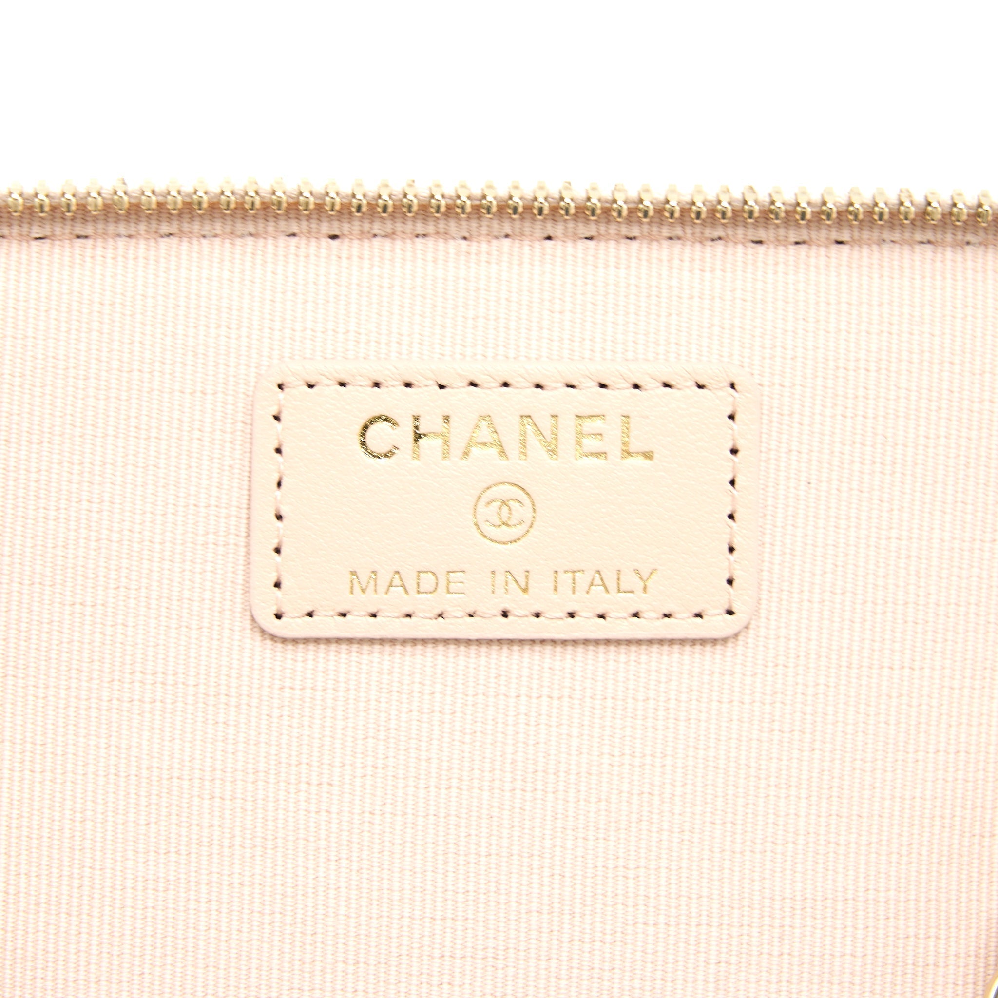 CHANEL LONG VANITY CASE CAVIAR LIGHT PINK LGHW