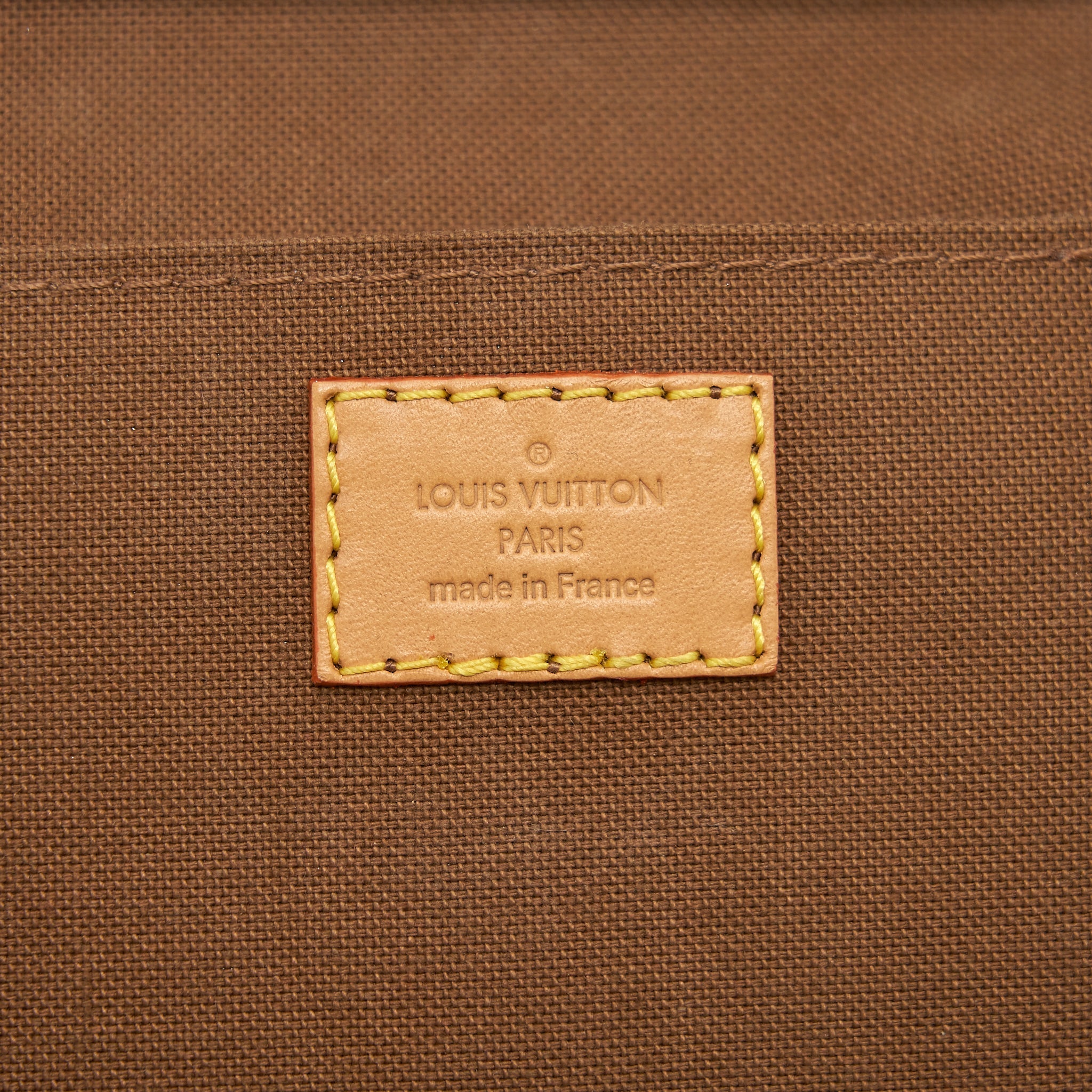 LOUIS VUITTON PETIT SAC PLAT MONOGRAM CANVAS GHW