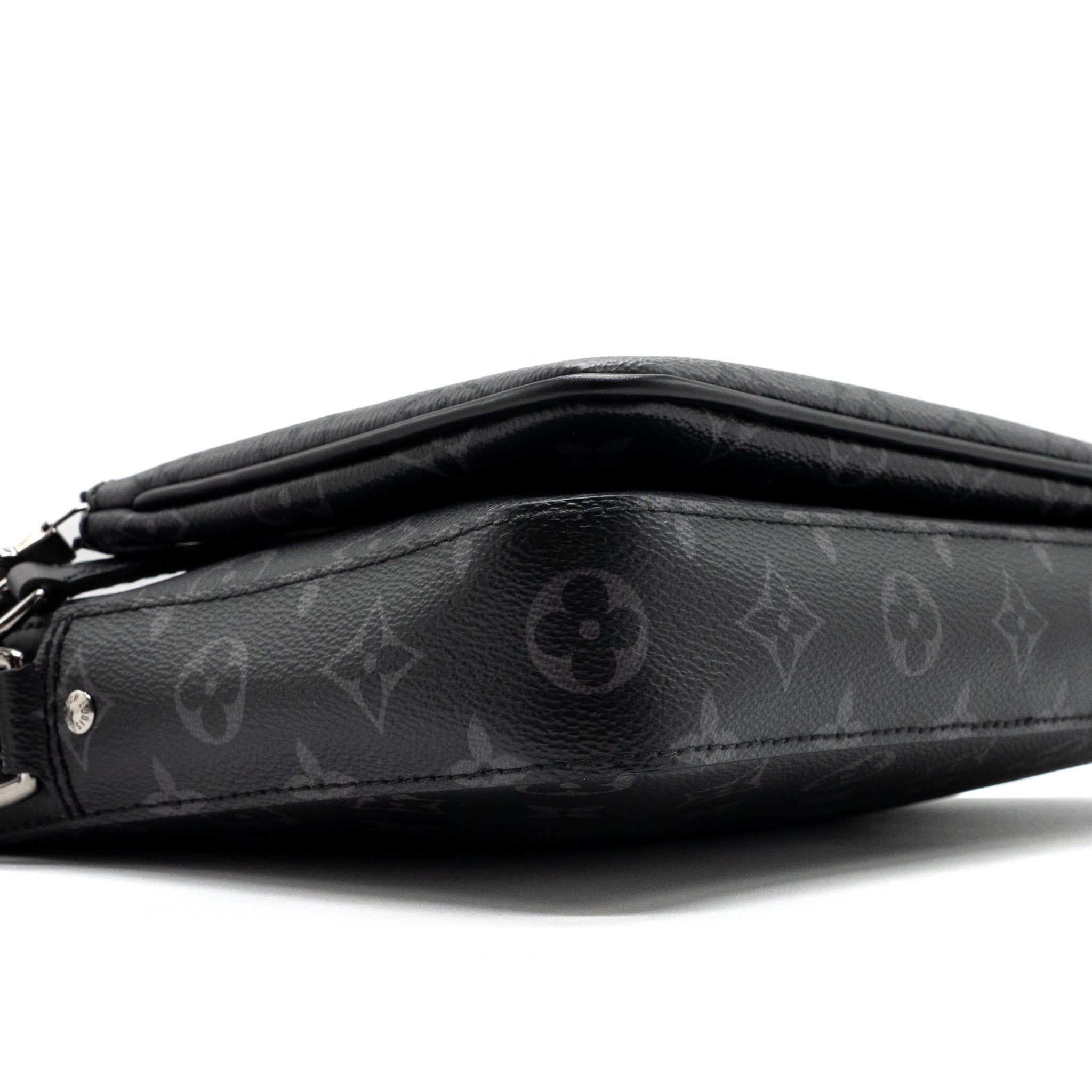 LOUIS VUITTON TRIO MESSENGER BAG MONOGRAM ECLIPSE SHW