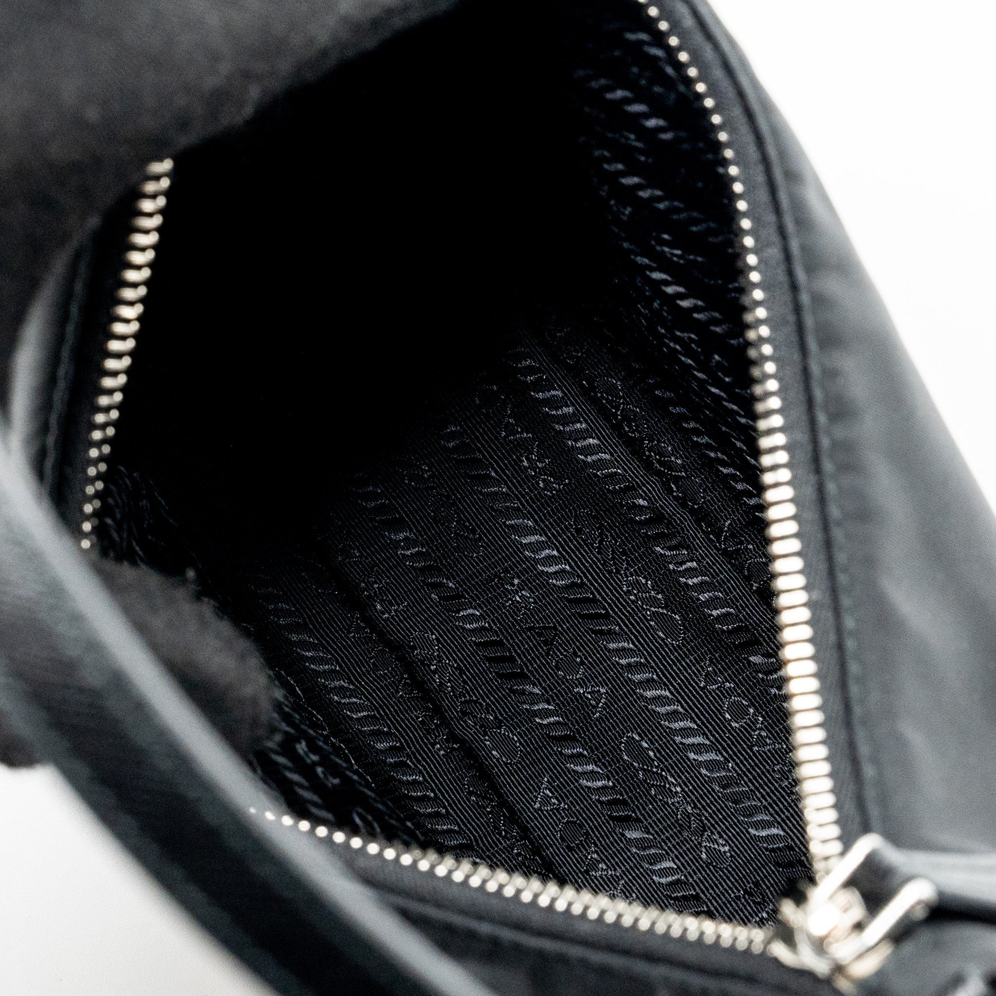 PRADA RE-EDITION 2005 RE-NYLON MINI BAG BLACK SHW