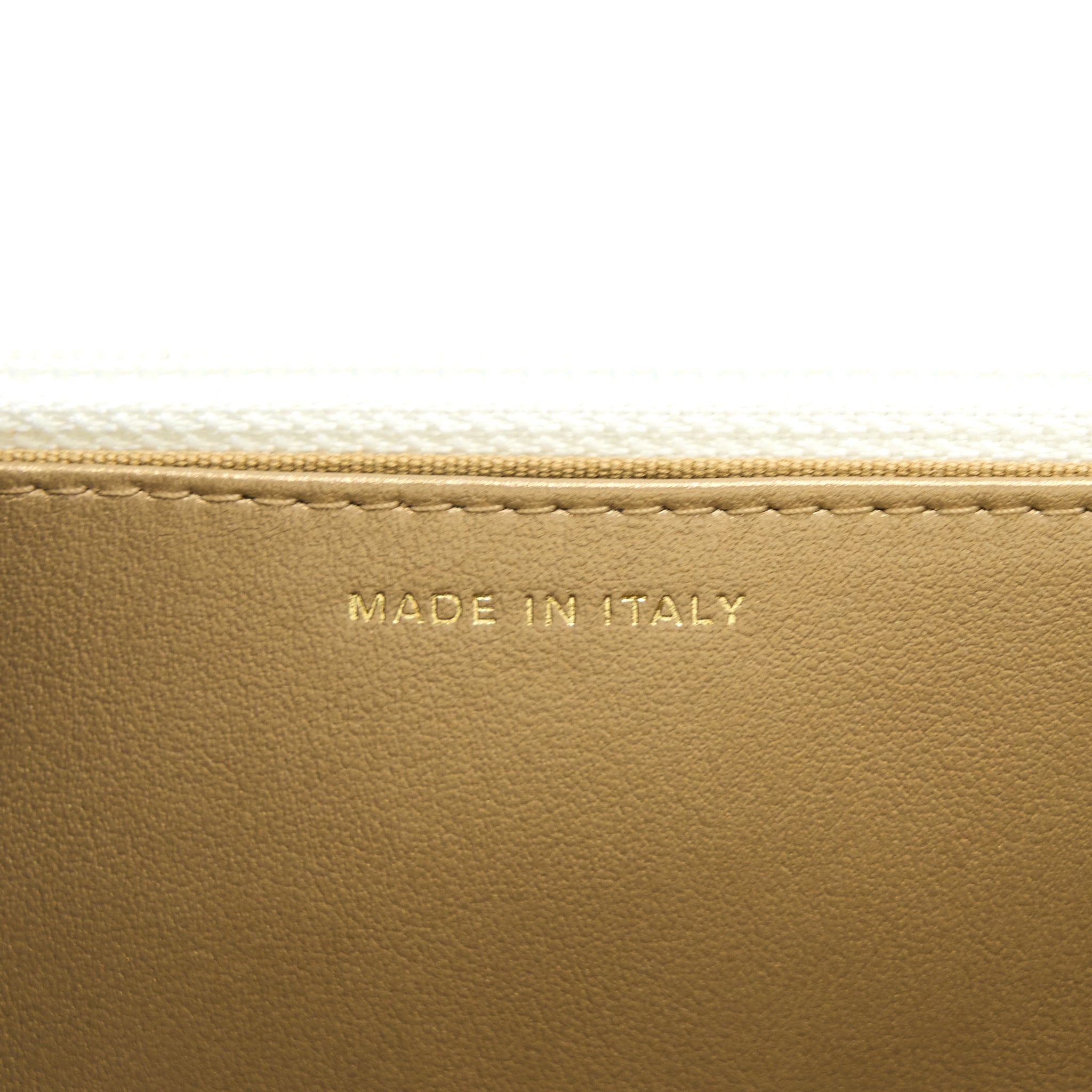 CHANEL PEARL CRUSH WALLET ON CHAIN LAMBSKIN WHITE GHW (MICROCHIP)