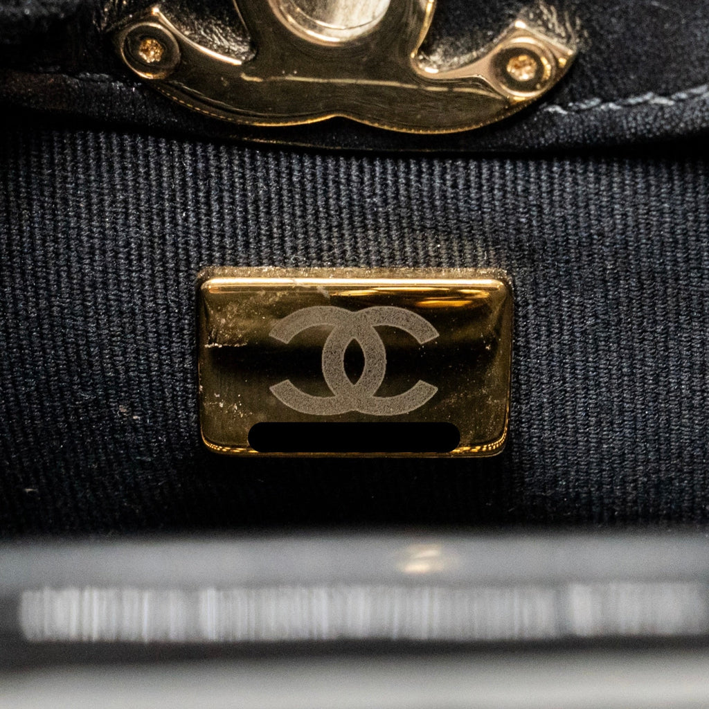 CHANEL MINI 31 BAG PATENT BLACK / WHITE LGHW (MICROCHIP)