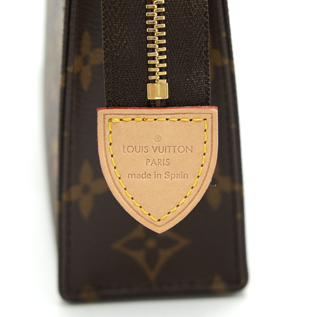 LOUIS VUITTON TOILETRY POUCH SIZE 19 IN MONOGRAM