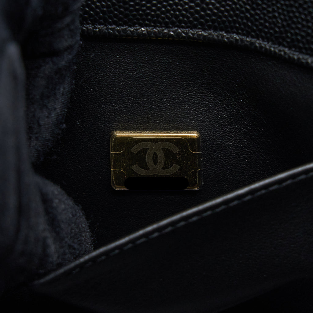 CHANEL 22K COCO FIRST CAVIAR LEATHER BLACK GHW (MICROCHIP)
