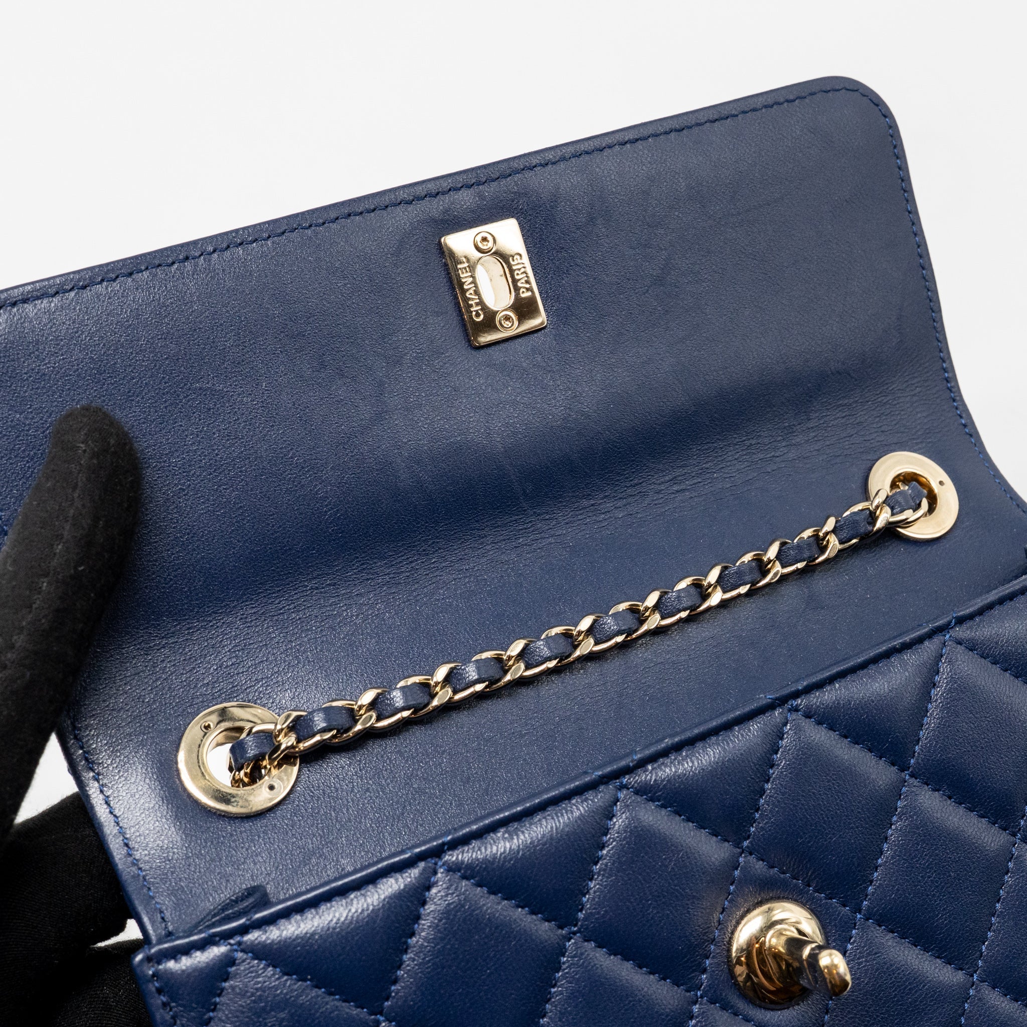 CHANEL TRENDY CC MINI WALLET ON CHAIN LAMBSKIN BLUE LGHW (MICROCHIP)
