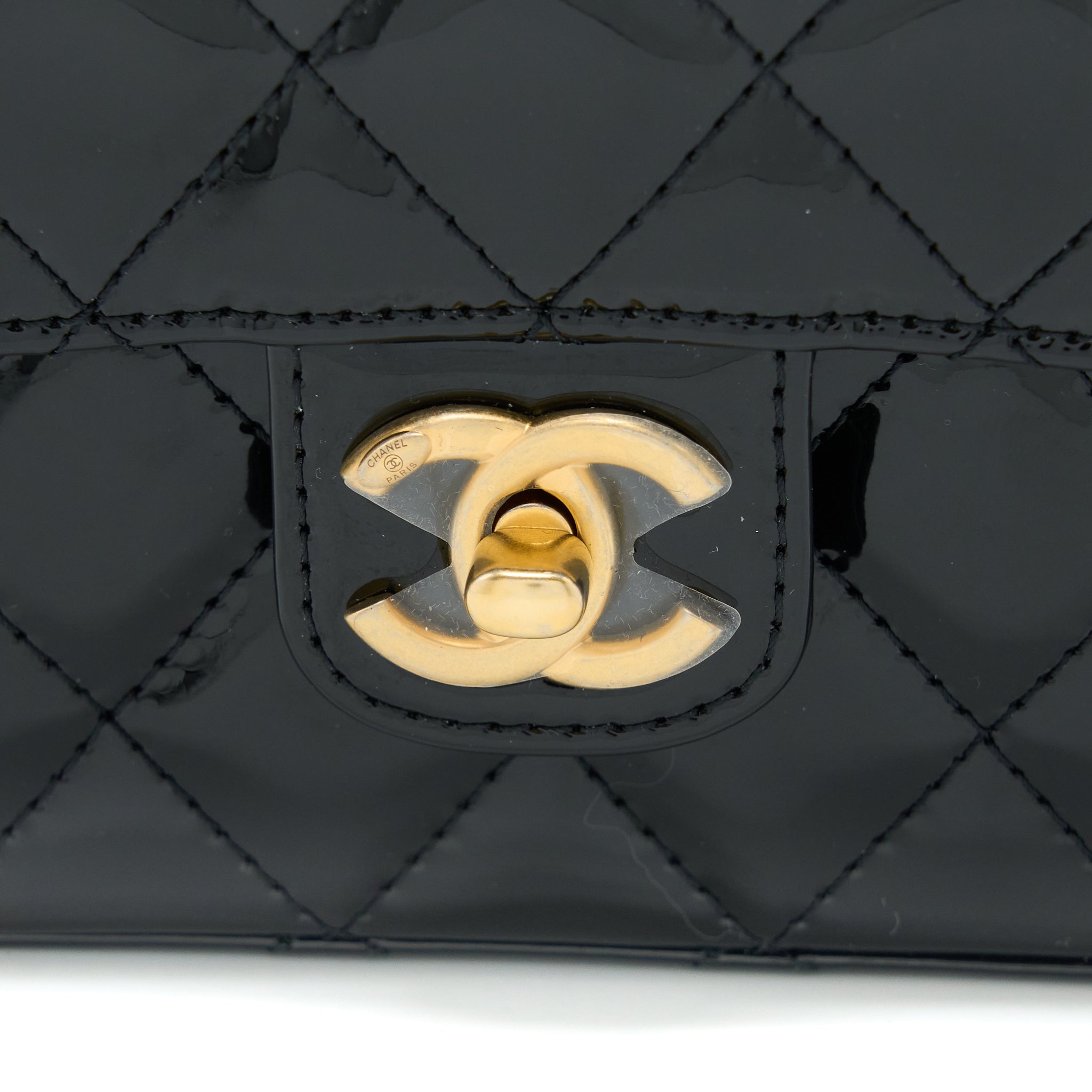 CHANEL 22K RETRO CLASSIC NEW SQUARE MINI FLAP BAG PATENT BLACK BRUSHED GHW (MICROCHIP)