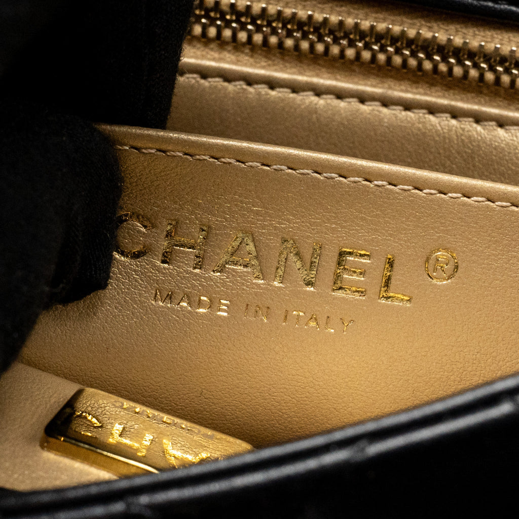 CHANEL PEARL CRUSH MINI SQUARE FLAP BAG LAMBSKIN BLACK GHW (MICROCHIP)